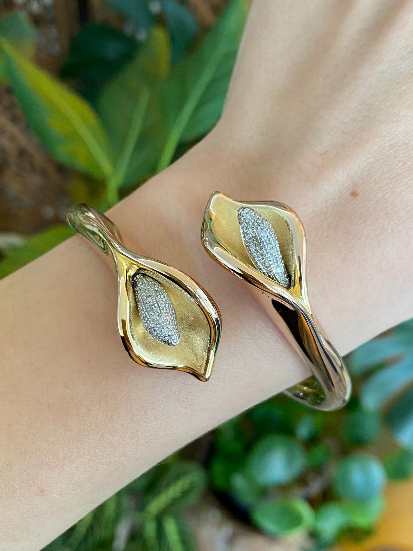 Vintage 14k Rose & Yellow Gold Diamond Lilly Bangle Bracelet - 6.5 Inches