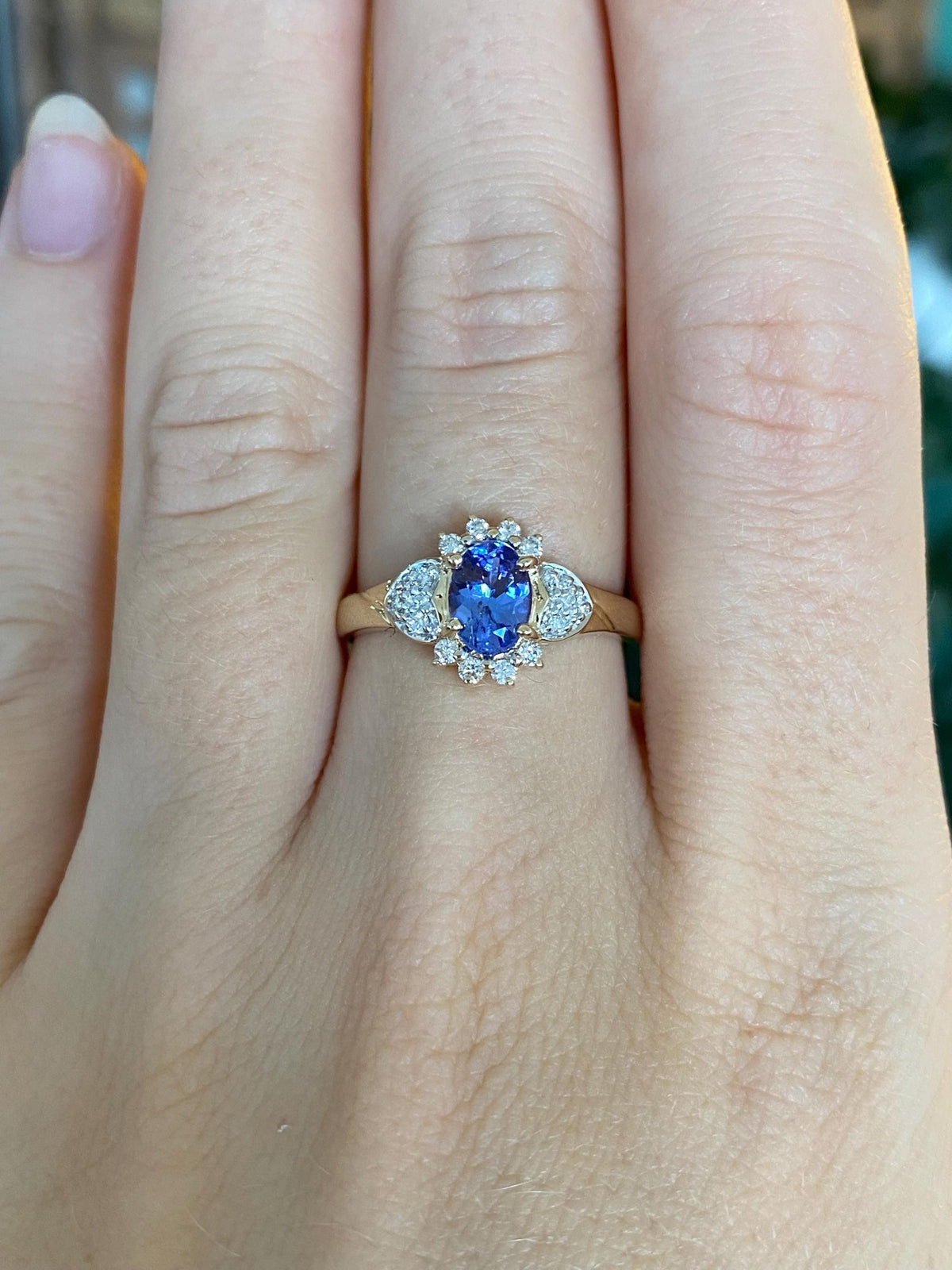 Vintage Solid 14k White & Yellow Gold Tanzanite Diamonds Ring - Size 7