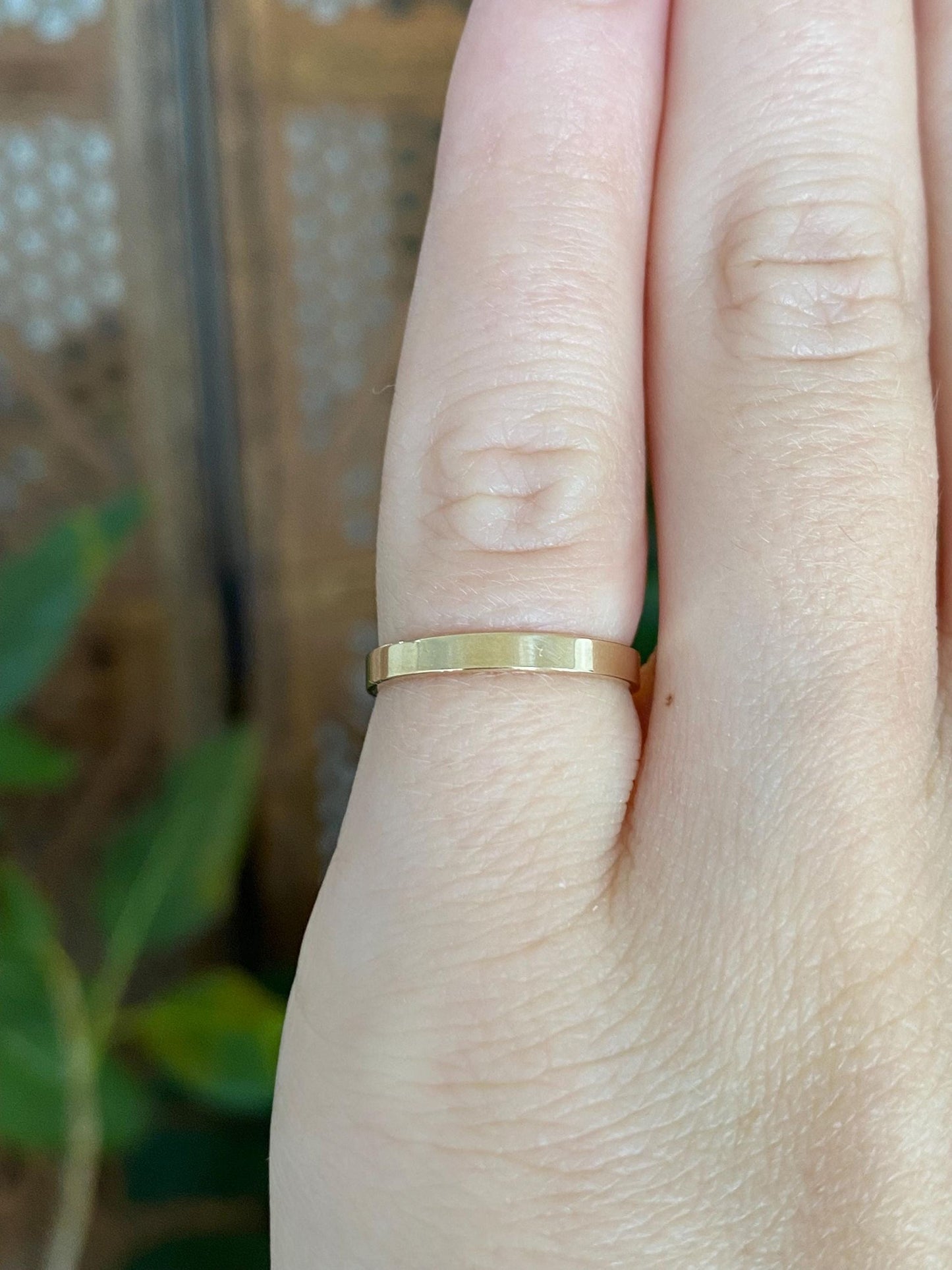 Vintage Solid 14k Yellow Gold Slim Straight Edge Ring Band - Size 3.75