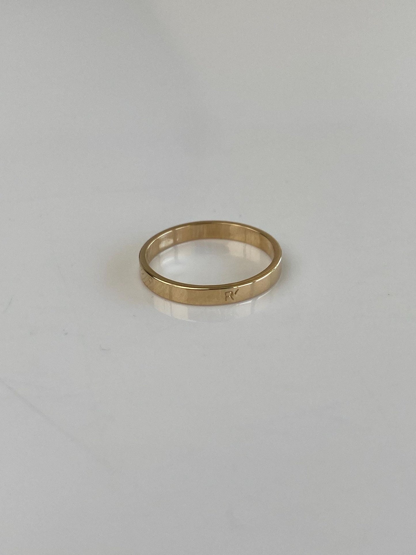Vintage Solid 14k Yellow Gold Slim Straight Edge Ring Band - Size 3.75