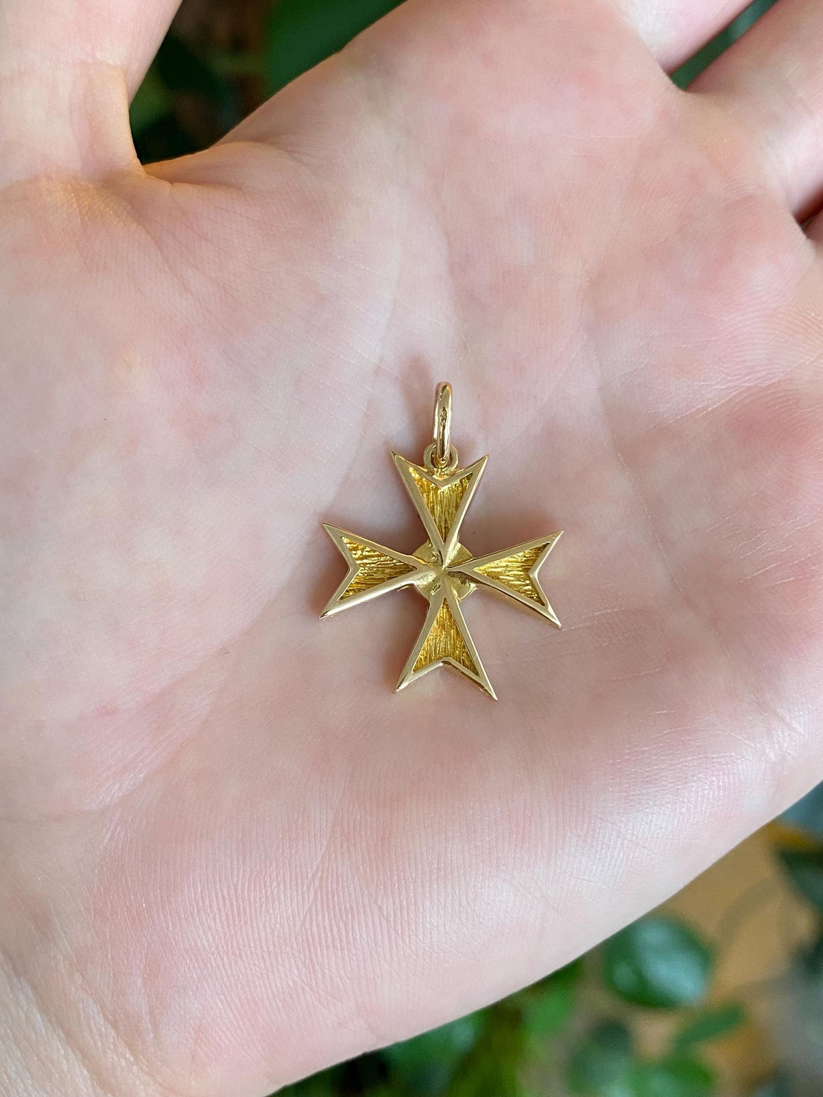 Vintage Solid 18k Yellow Gold Fancy Cross Charm