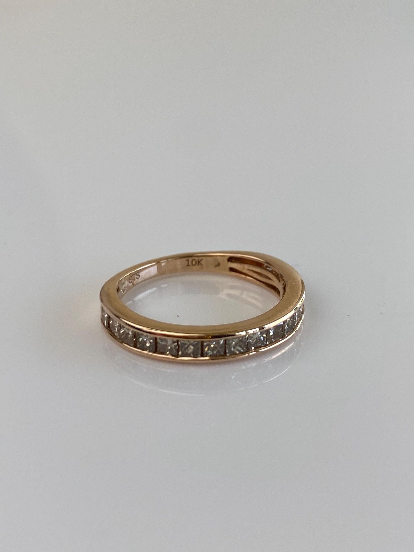 Vintage Solid 14k Rosey Gold Princess Cut Brown Diamond Ring Band - Size 7