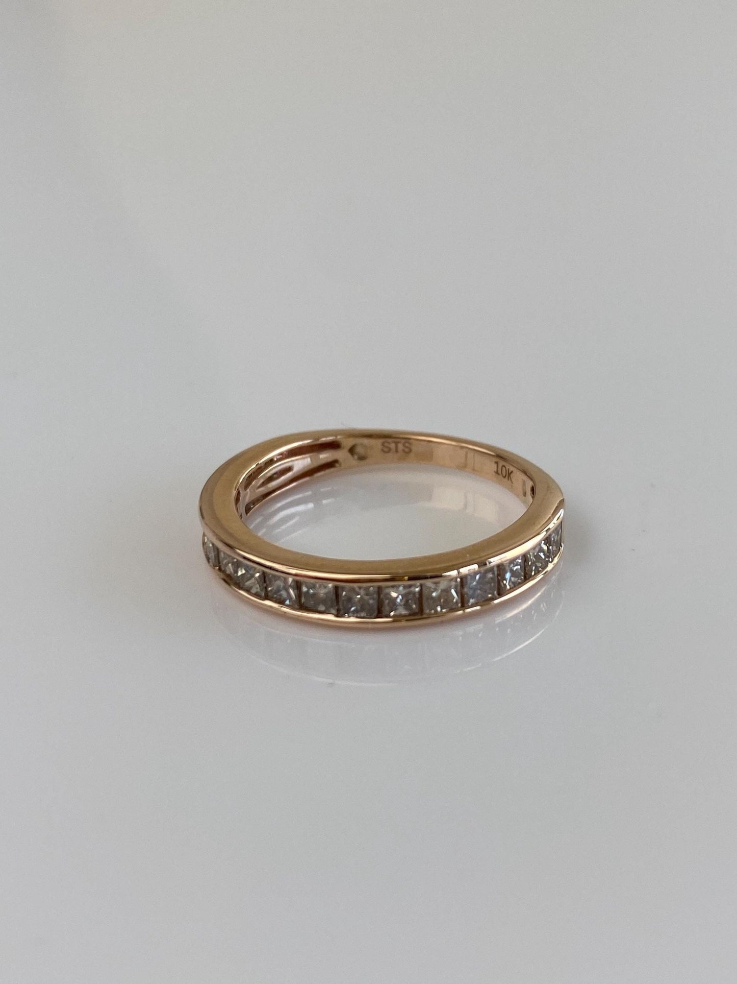 Vintage Solid 14k Rosey Gold Princess Cut Brown Diamond Ring Band - Size 7