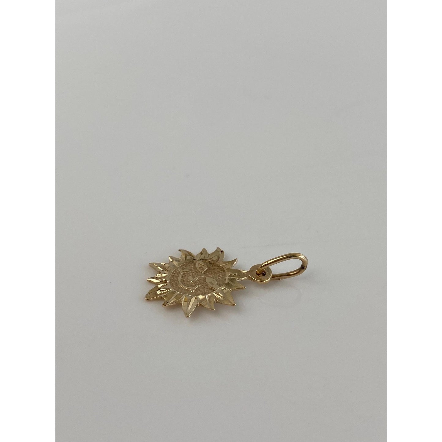 Vintage Solid 14k Yellow Gold Diamond Cut Sun Charm