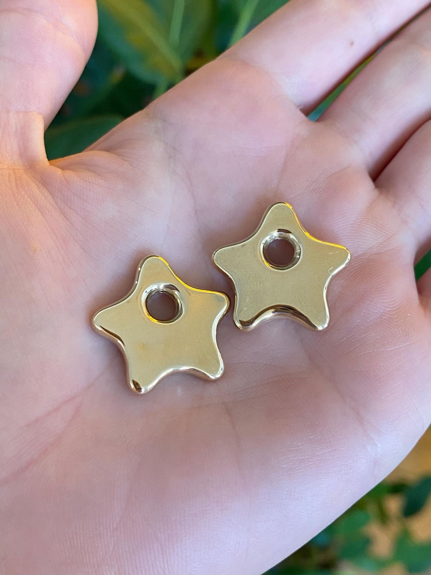 Vintage 14k Yellow Gold Star Hoop Charms