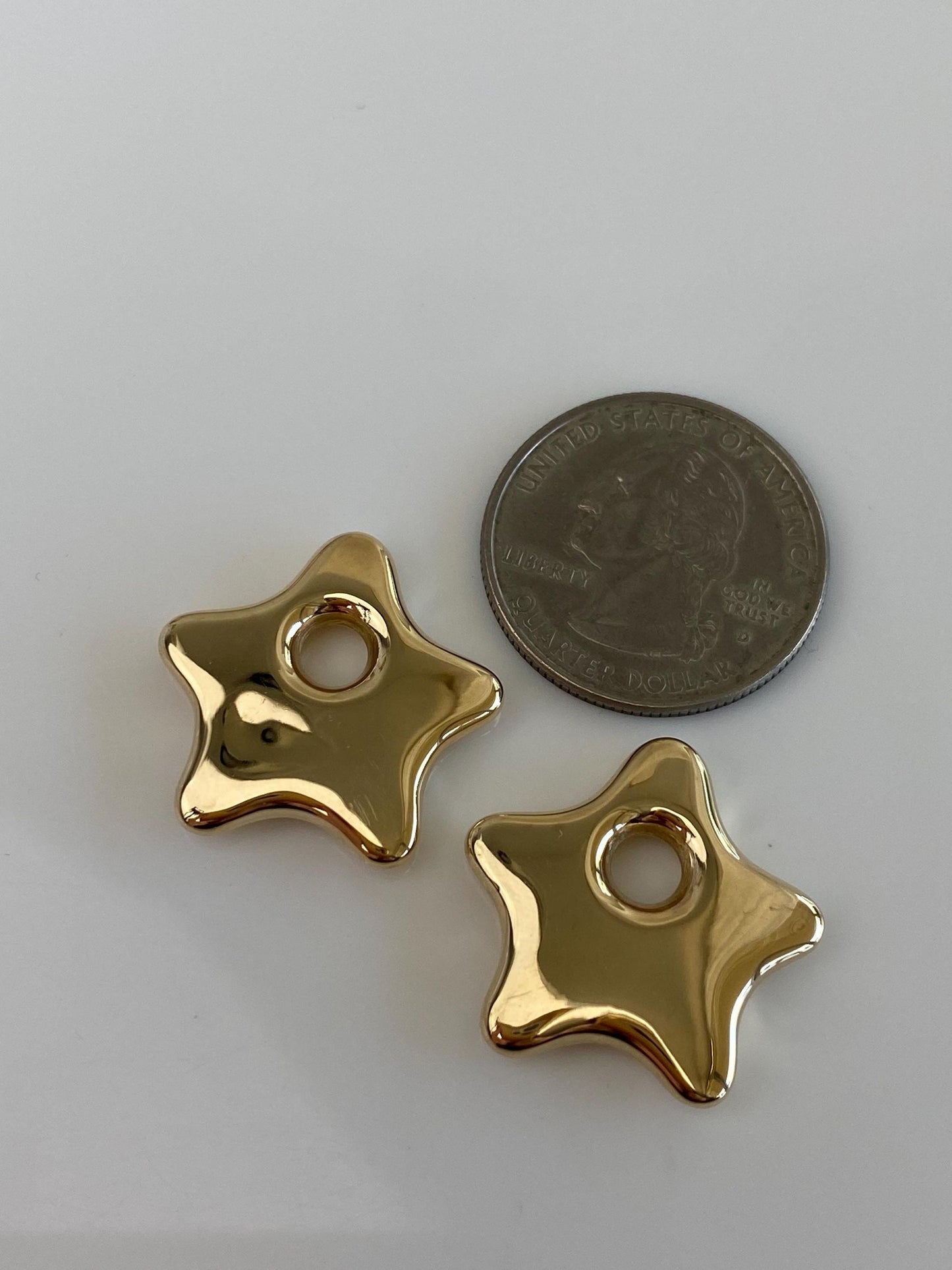 Vintage 14k Yellow Gold Star Hoop Charms