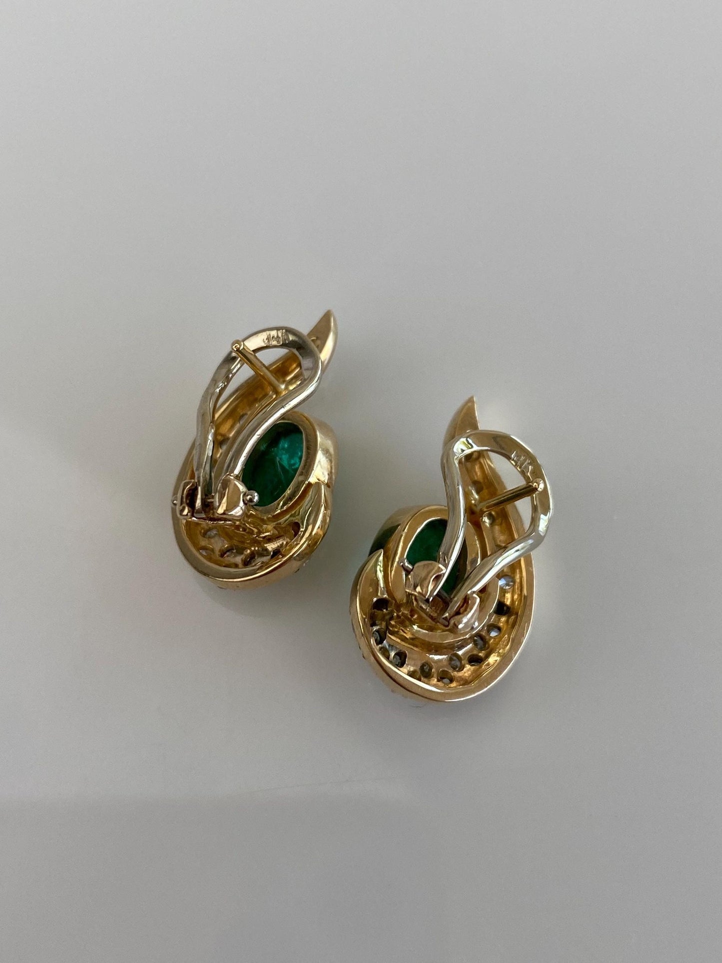 Vintage Solid 14k Yellow Gold Diamond Emerald Drop Earrings