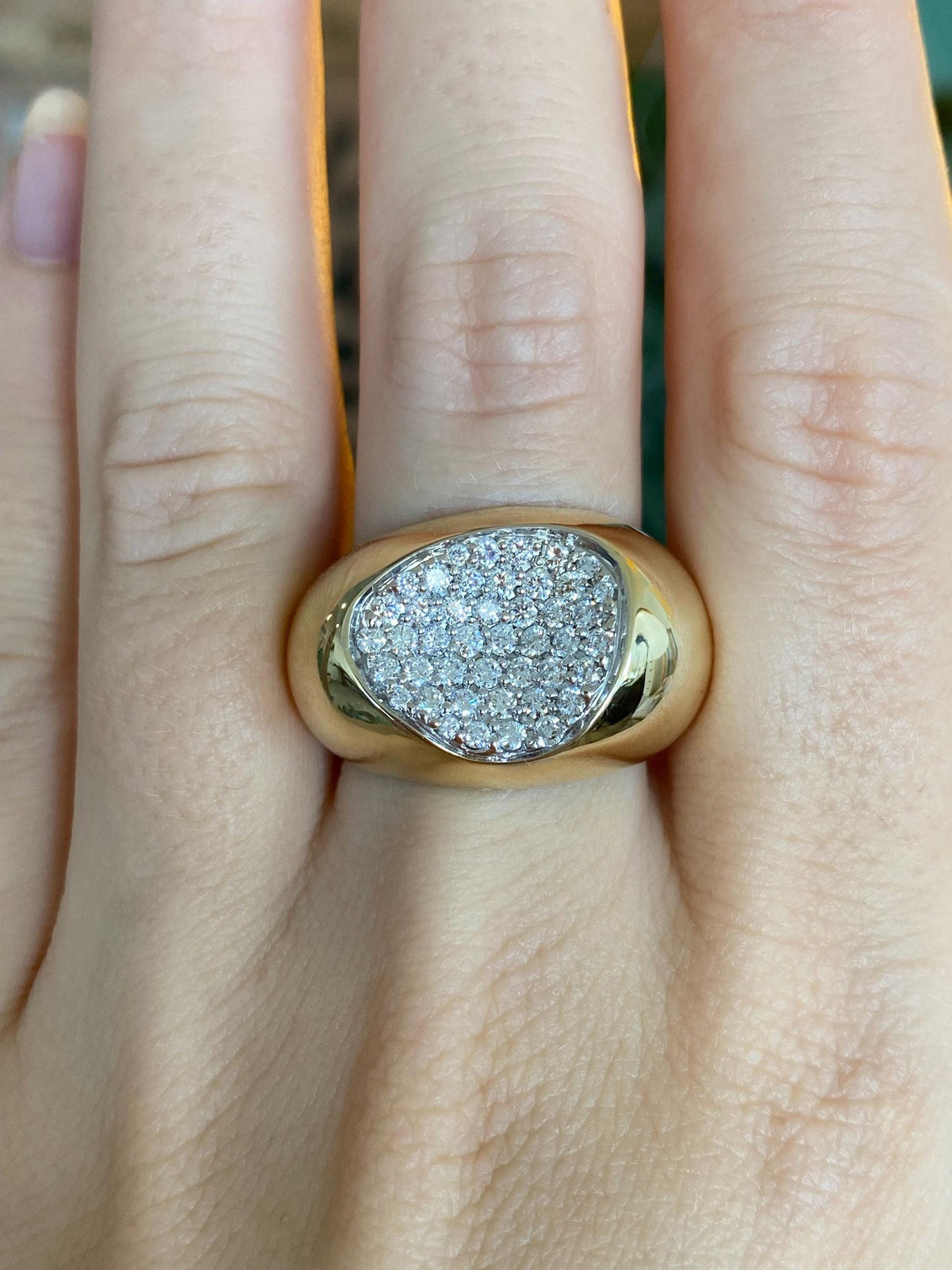 Roberto Coin Capri Plus Solid 18k Yellow Gold Diamonds Domed Ring - Size 8.25