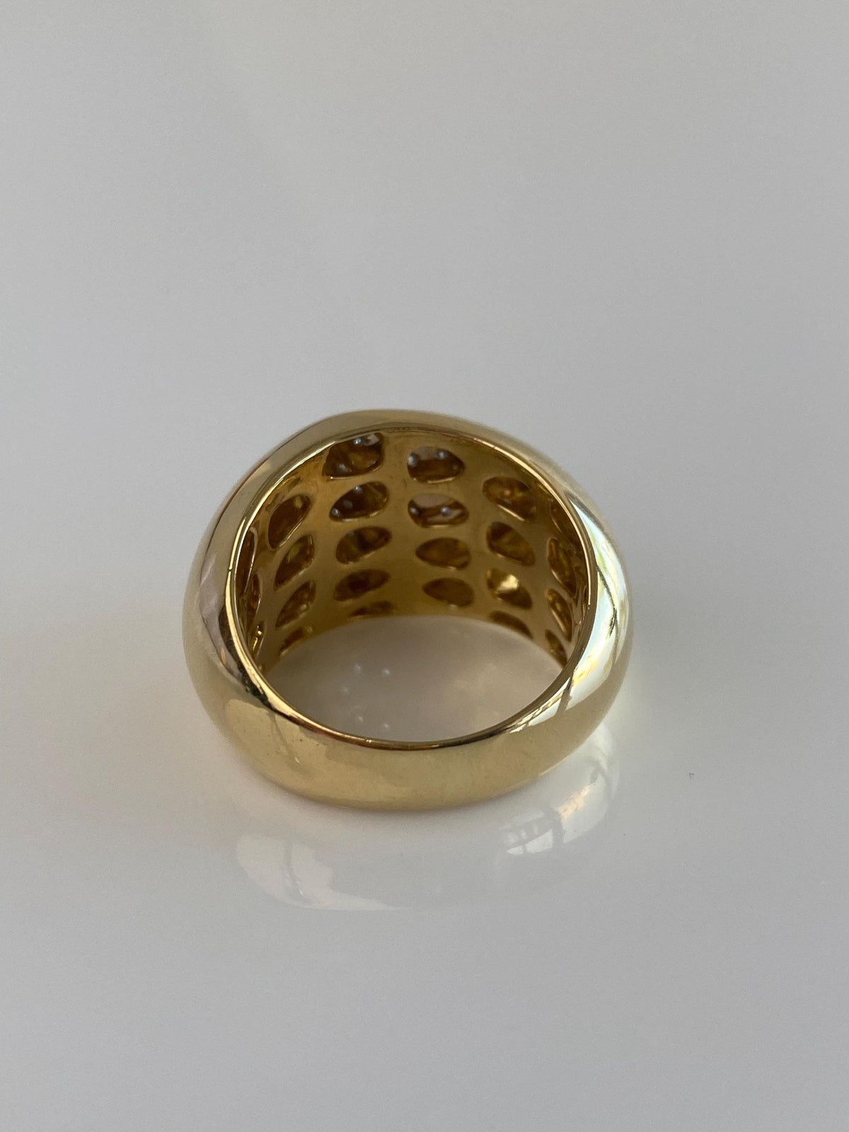 Roberto Coin Capri Plus Solid 18k Yellow Gold Diamonds Domed Ring - Size 8.25