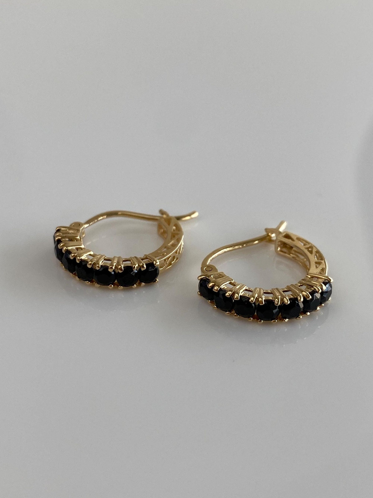 Vintage Solid 14k Yellow Gold Black Onyx Open Work Hoop Earrings