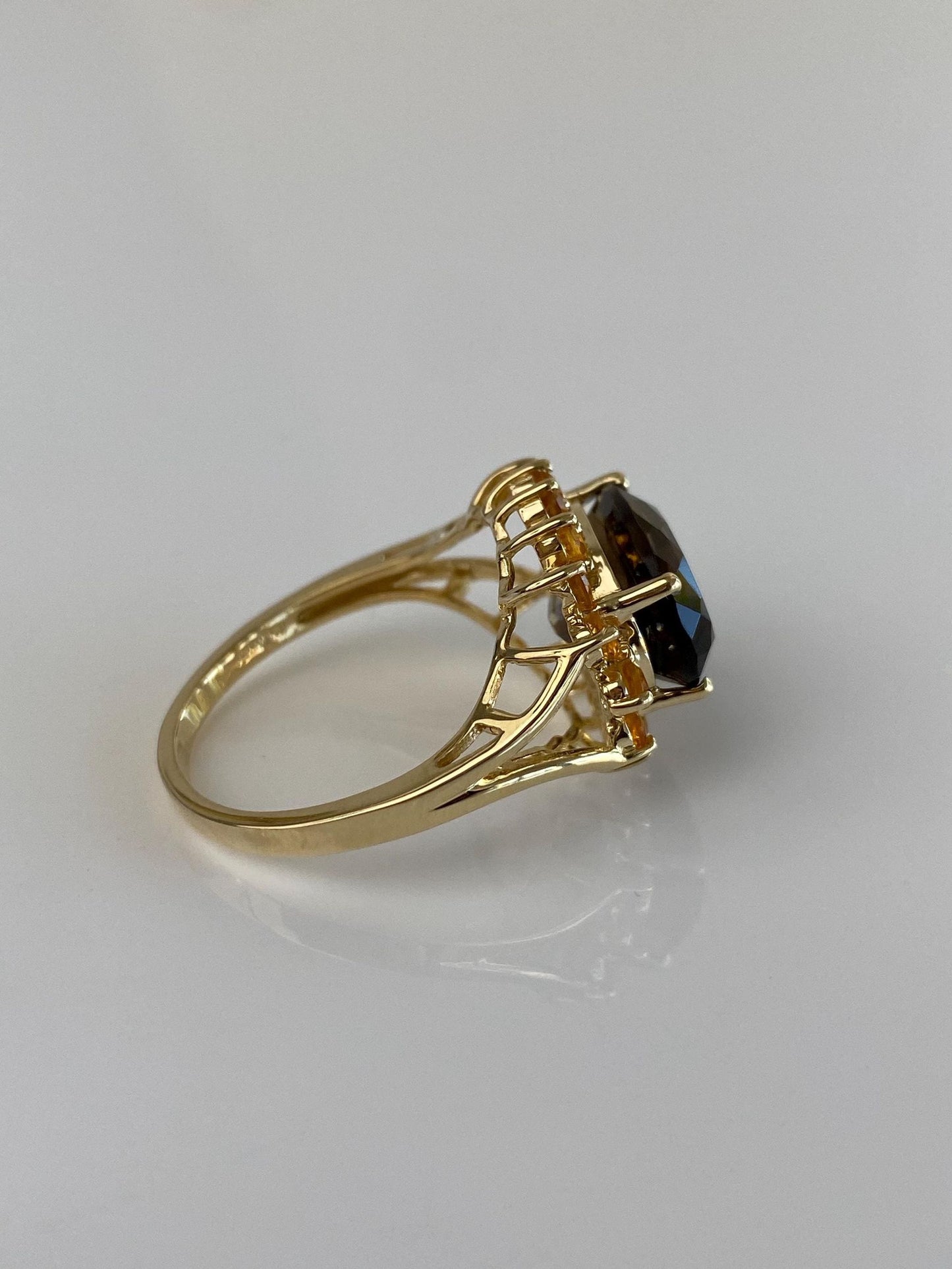 Vintage Solid 14k Yellow Gold Smokey Quartz Citrine Halo Ring - Size 10