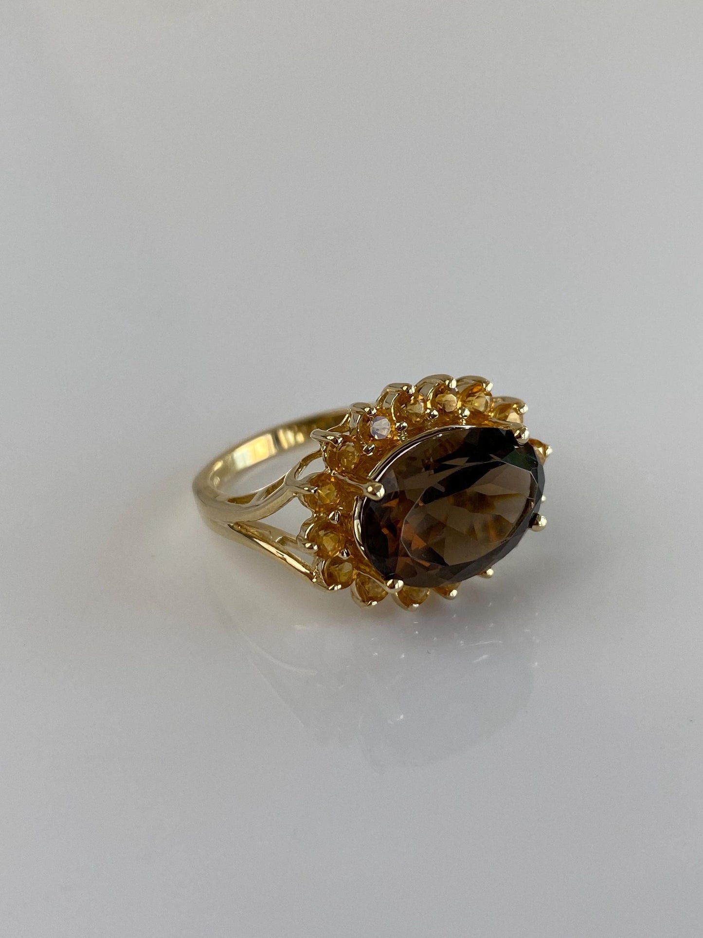 Vintage Solid 14k Yellow Gold Smokey Quartz Citrine Halo Ring - Size 10