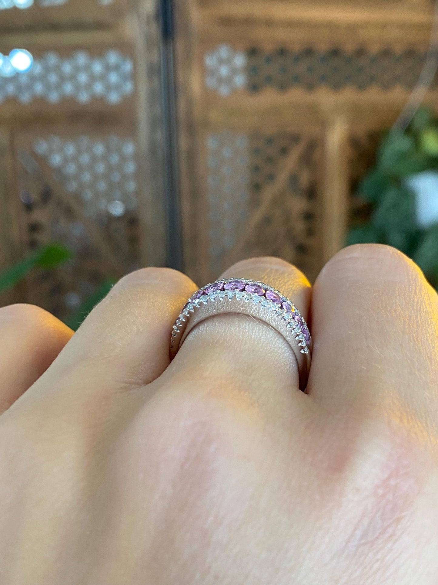Vintage Solid 18k White Gold Diamond Pink Sapphire Row Ring Band - Size 6.75