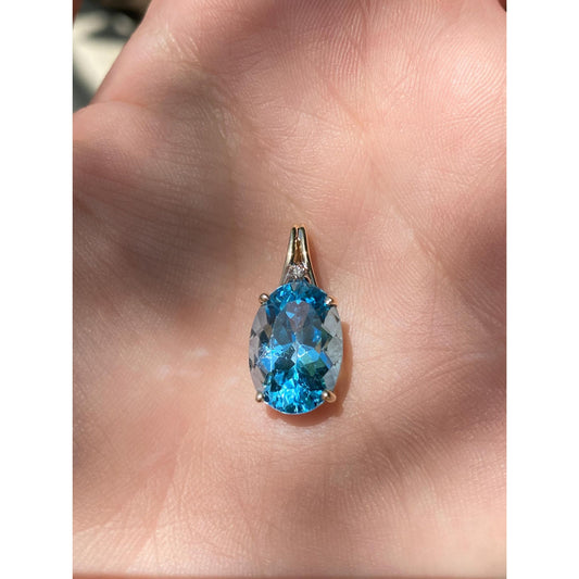 Vintage Solid 10k Yellow Gold Diamond Topaz Charm