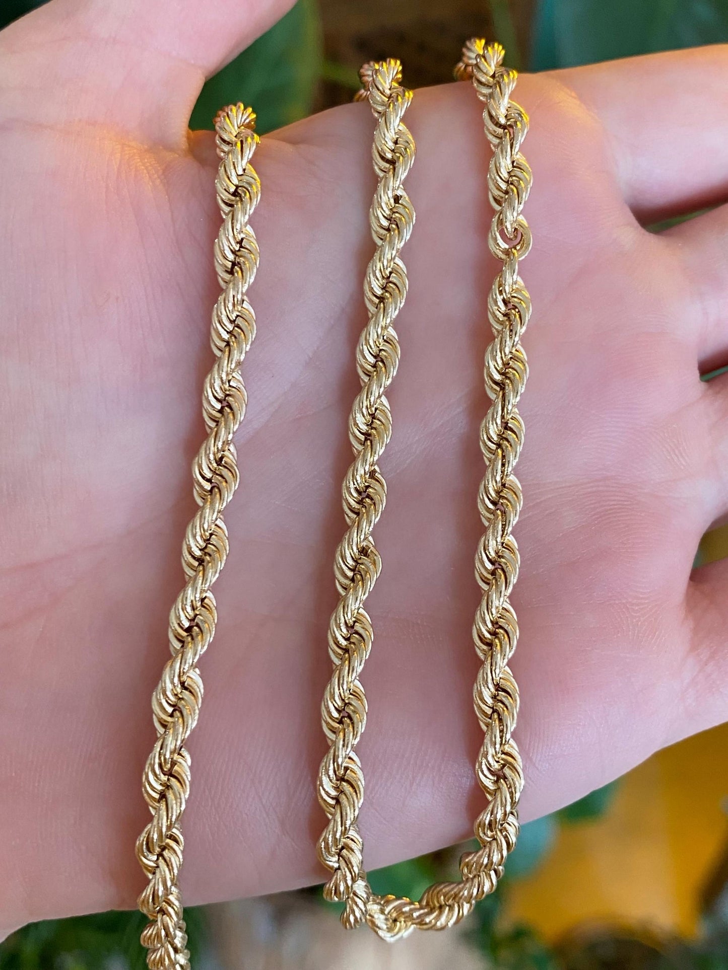 Vintage Solid 14k Yellow Gold Chunky Rope Chain Necklace - 17.75 inches