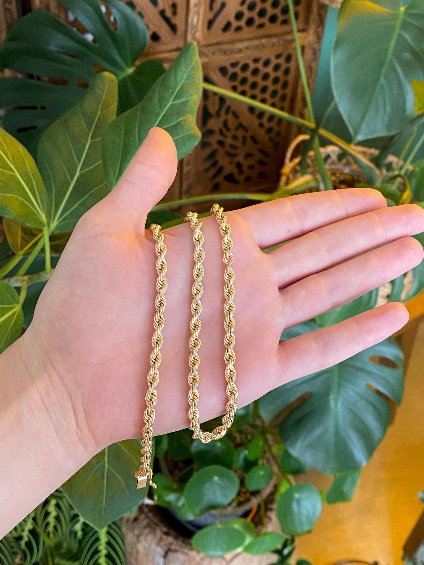 Vintage Solid 14k Yellow Gold Chunky Rope Chain Necklace - 17.75 inches