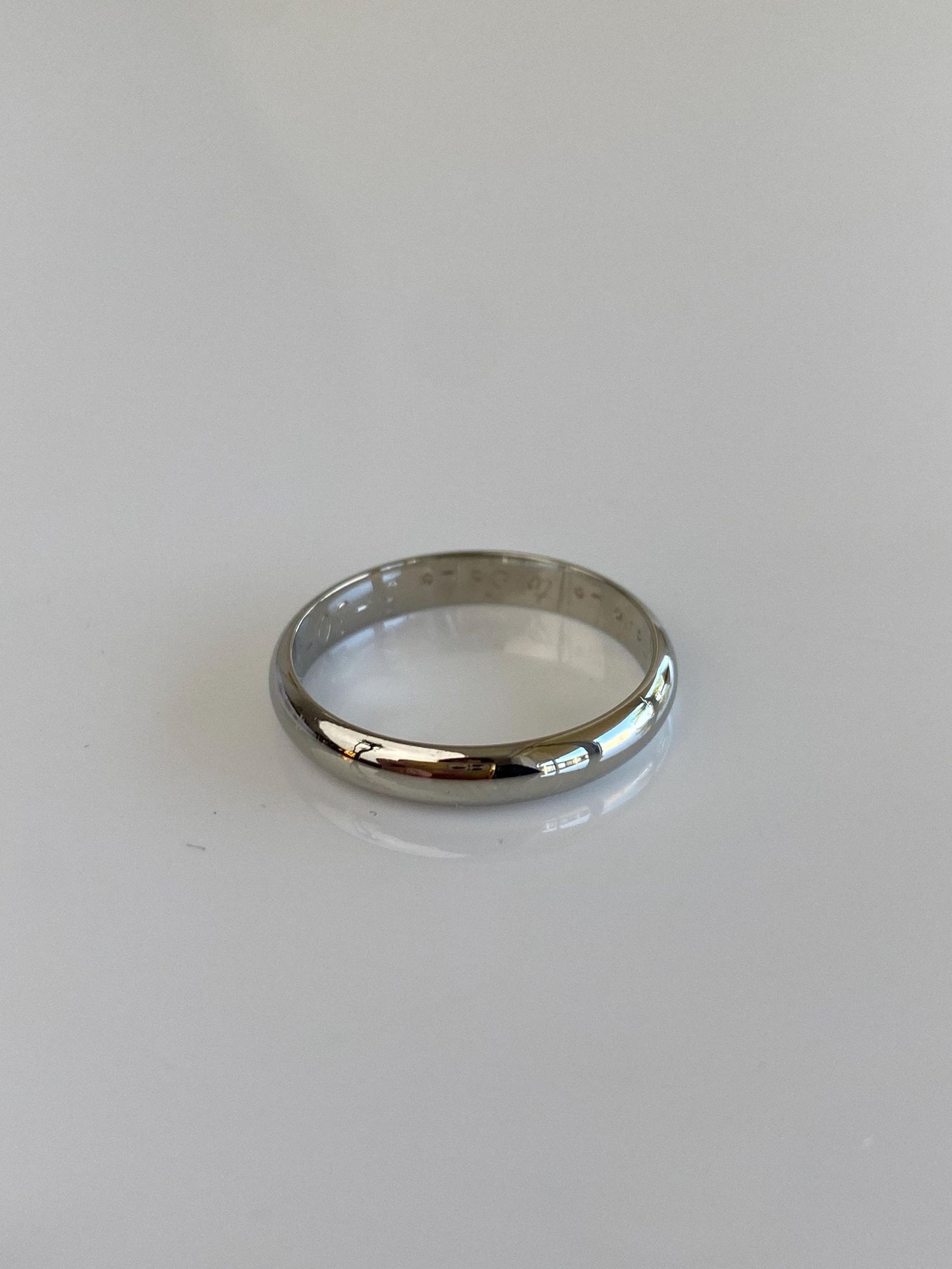 Vintage Solid 14k White Gold Ring Band - Size 8.25