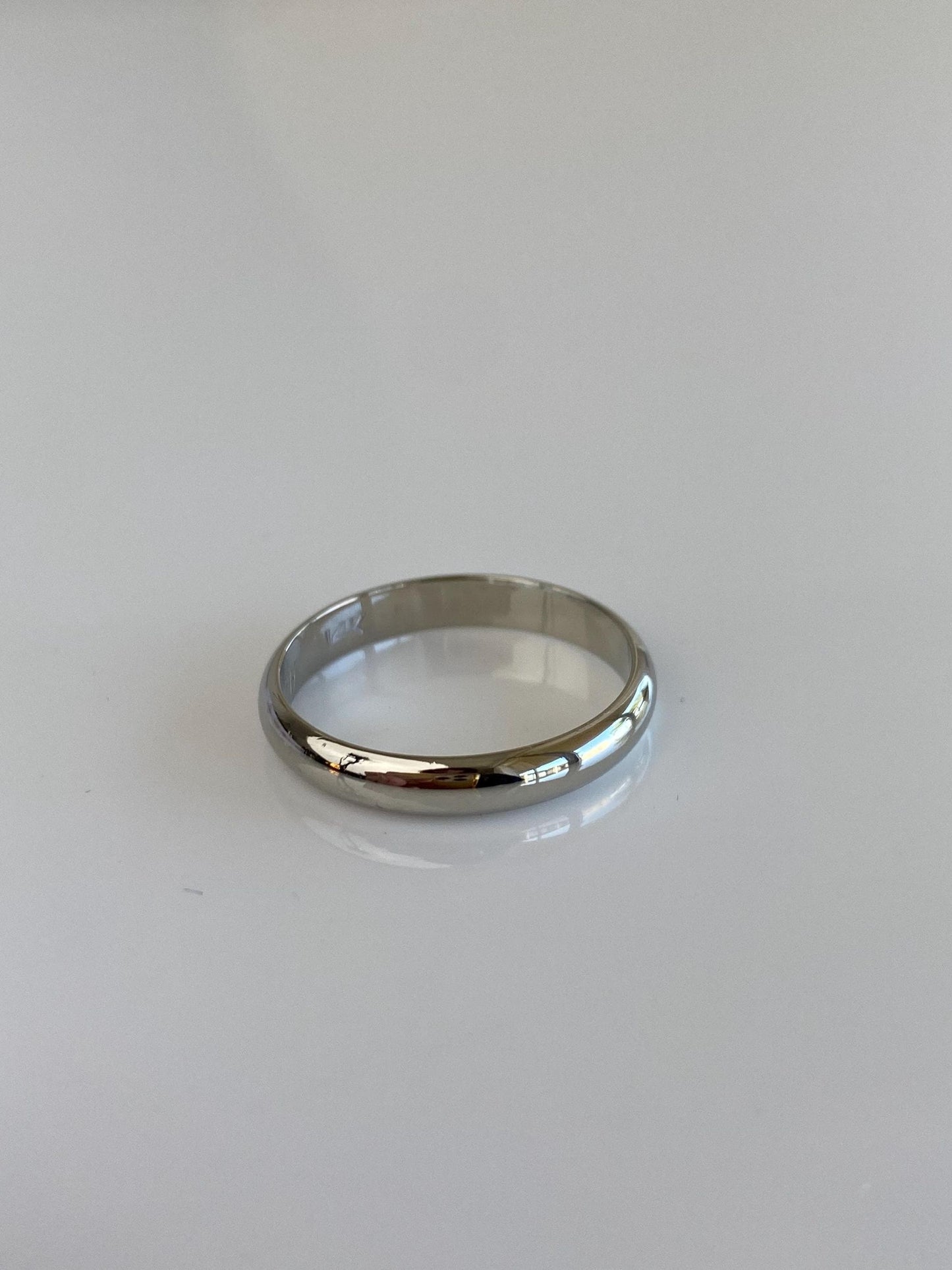 Vintage Solid 14k White Gold Ring Band - Size 8.25
