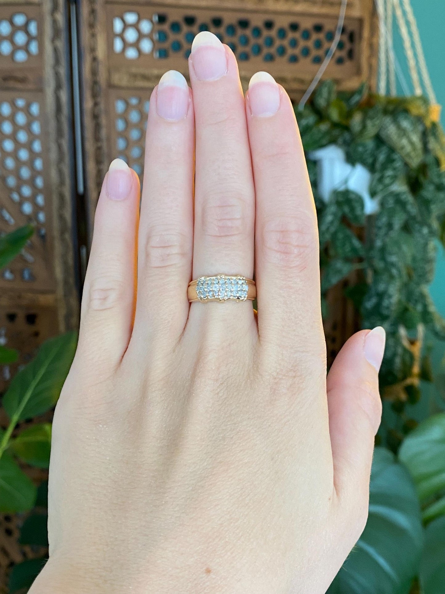 Vintage Solid 14k Yellow Gold Diamond Rows Ring Band - Size 6.75