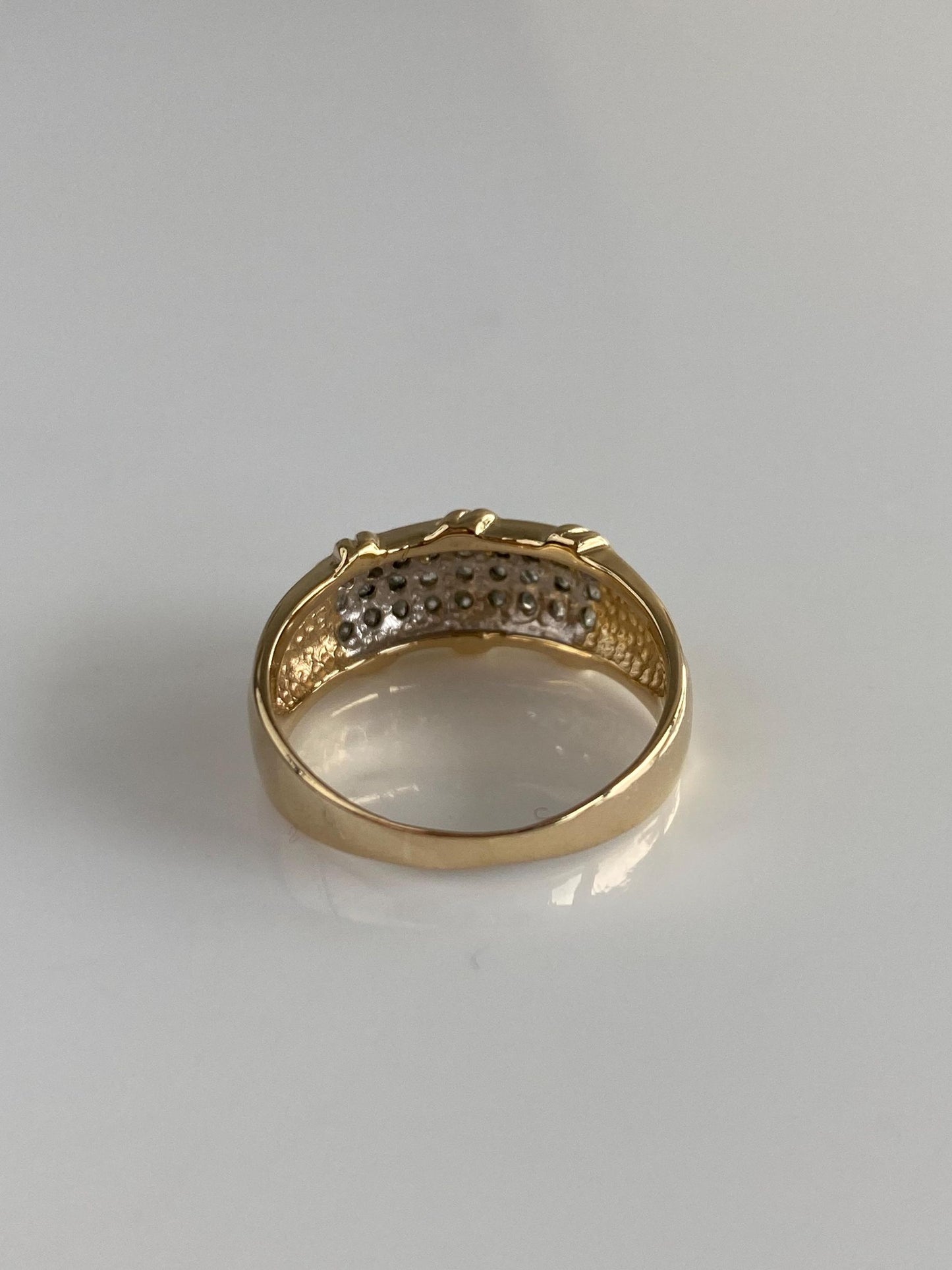 Vintage Solid 14k Yellow Gold Diamond Rows Ring Band - Size 6.75