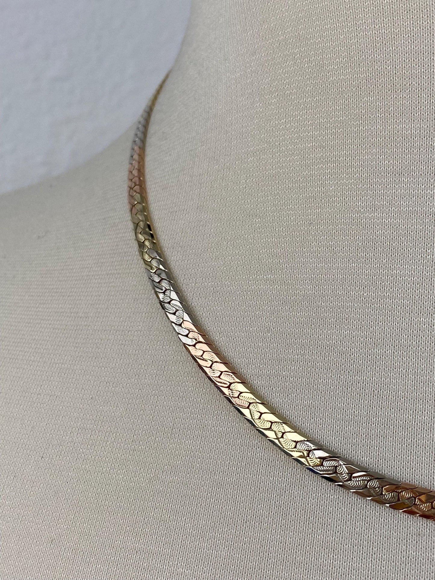 Vintage Solid 14k Tri Tone Gold Chunky Herringbone Chain Necklace - 18.25 inches