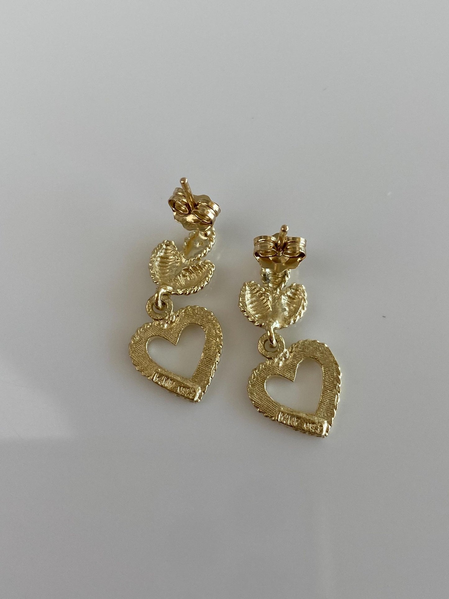 Vintage Solid 14k Yellow Gold Diamond Cut Heart Leaves Dangle Stud Earrings