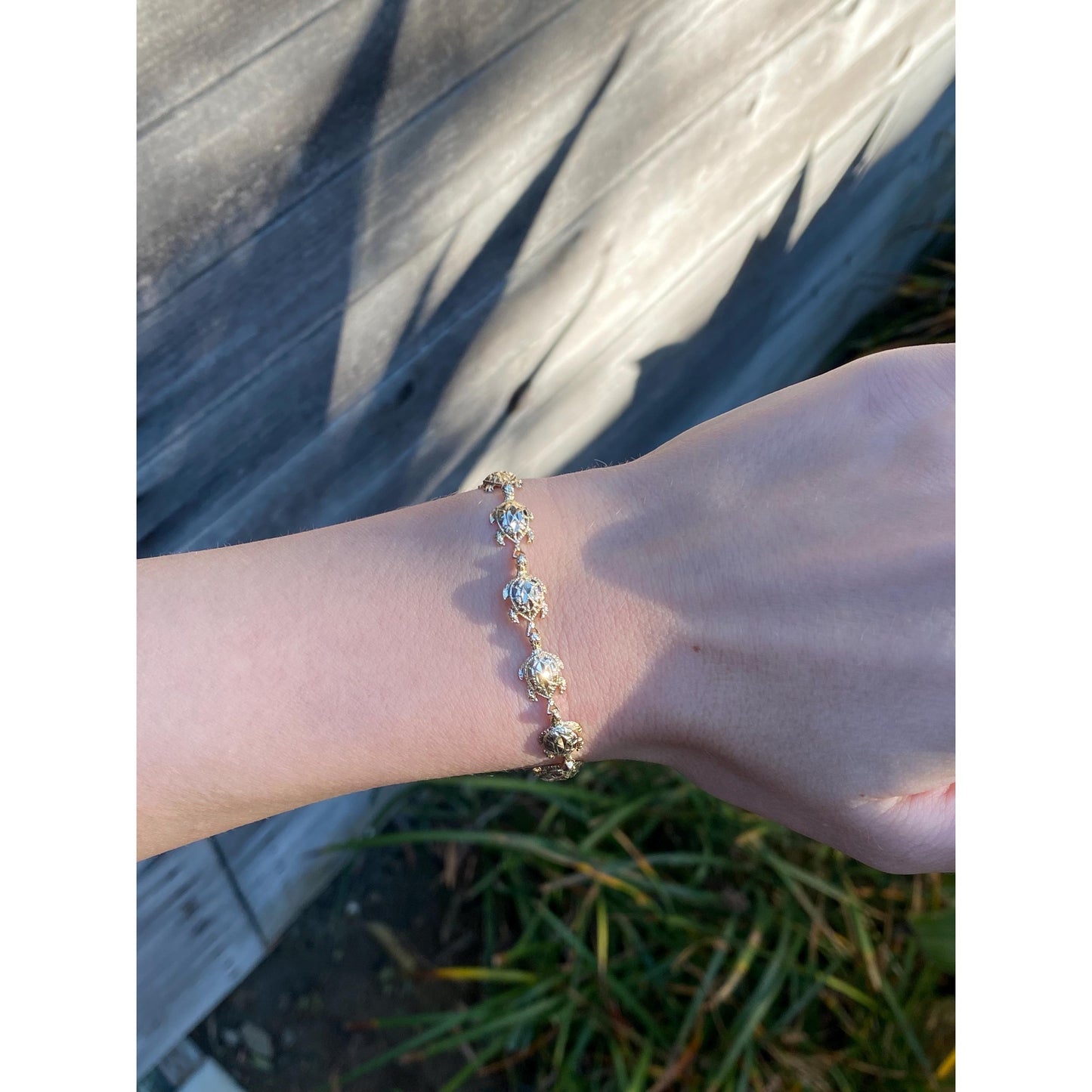 Vintage Solid 14k Yellow Gold Diamond Cut Sea Turtle Bracelet - 7.25 inches