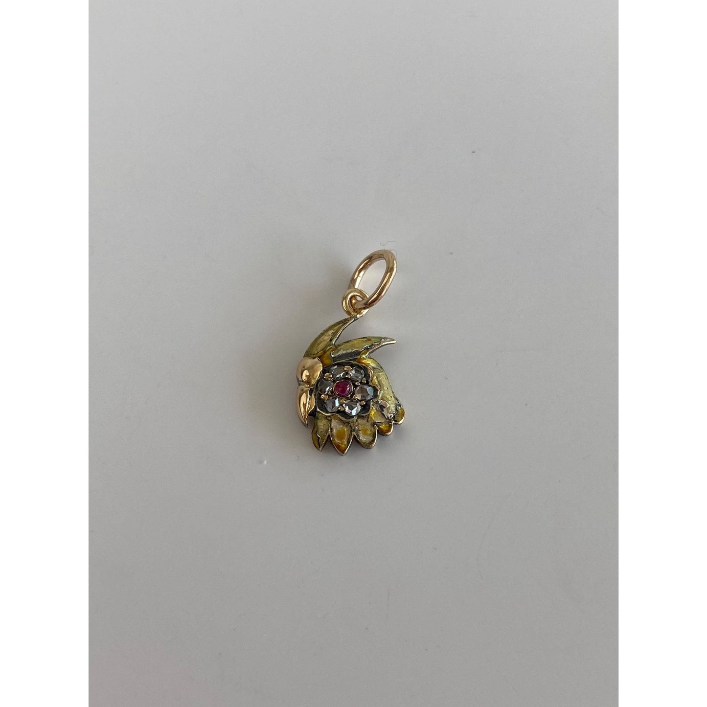 Vintage Solid 18k Yellow Gold Clear Sapphire Red Stone Parrot Head Charm