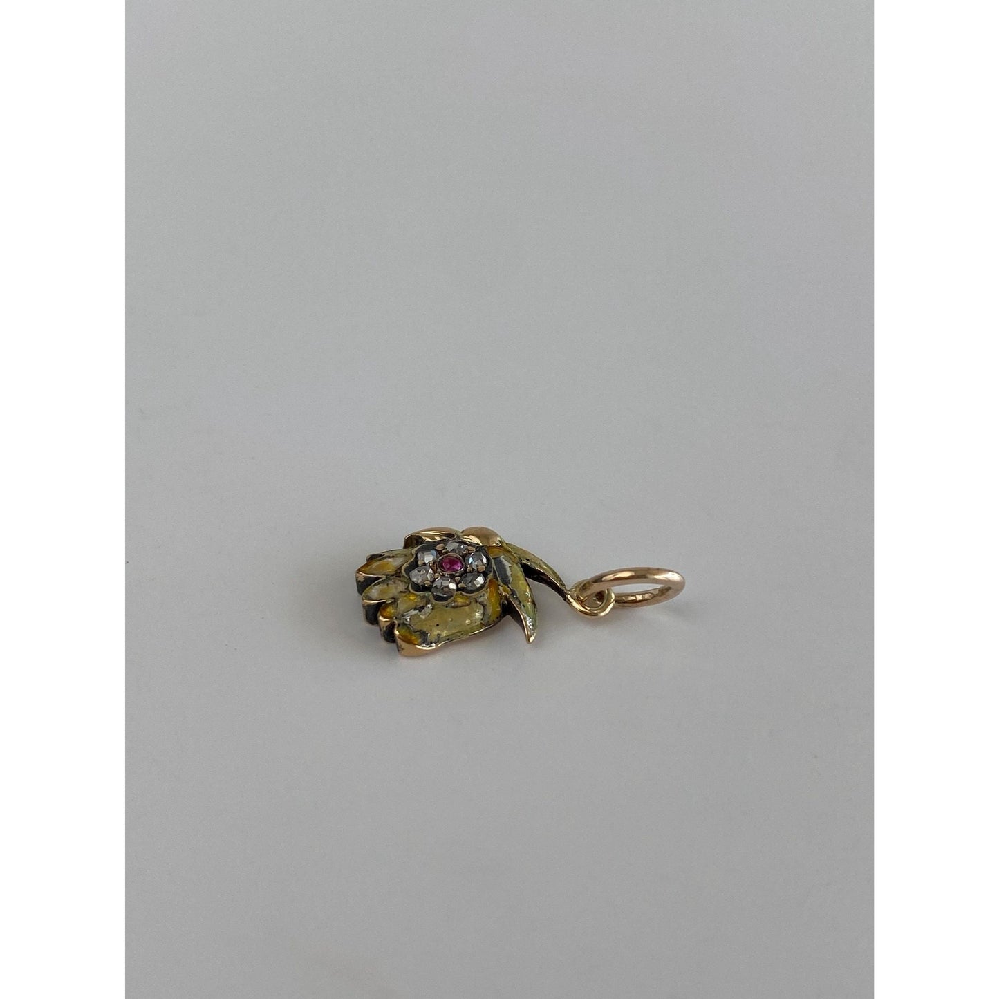 Vintage Solid 18k Yellow Gold Clear Sapphire Red Stone Parrot Head Charm
