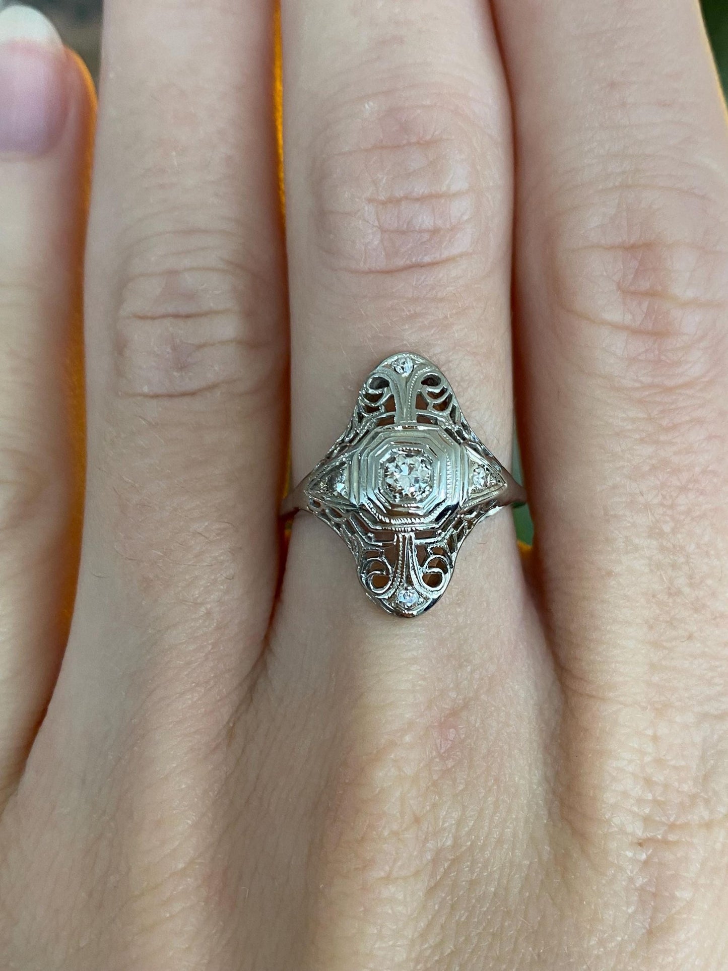 Vintage Solid 18k White Gold Diamond Art Deco Ring - Size 6