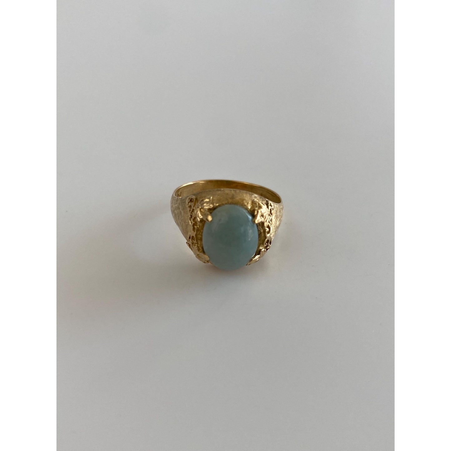 Vintage Solid 18k Yellow Gold Jade Ring - Size 6