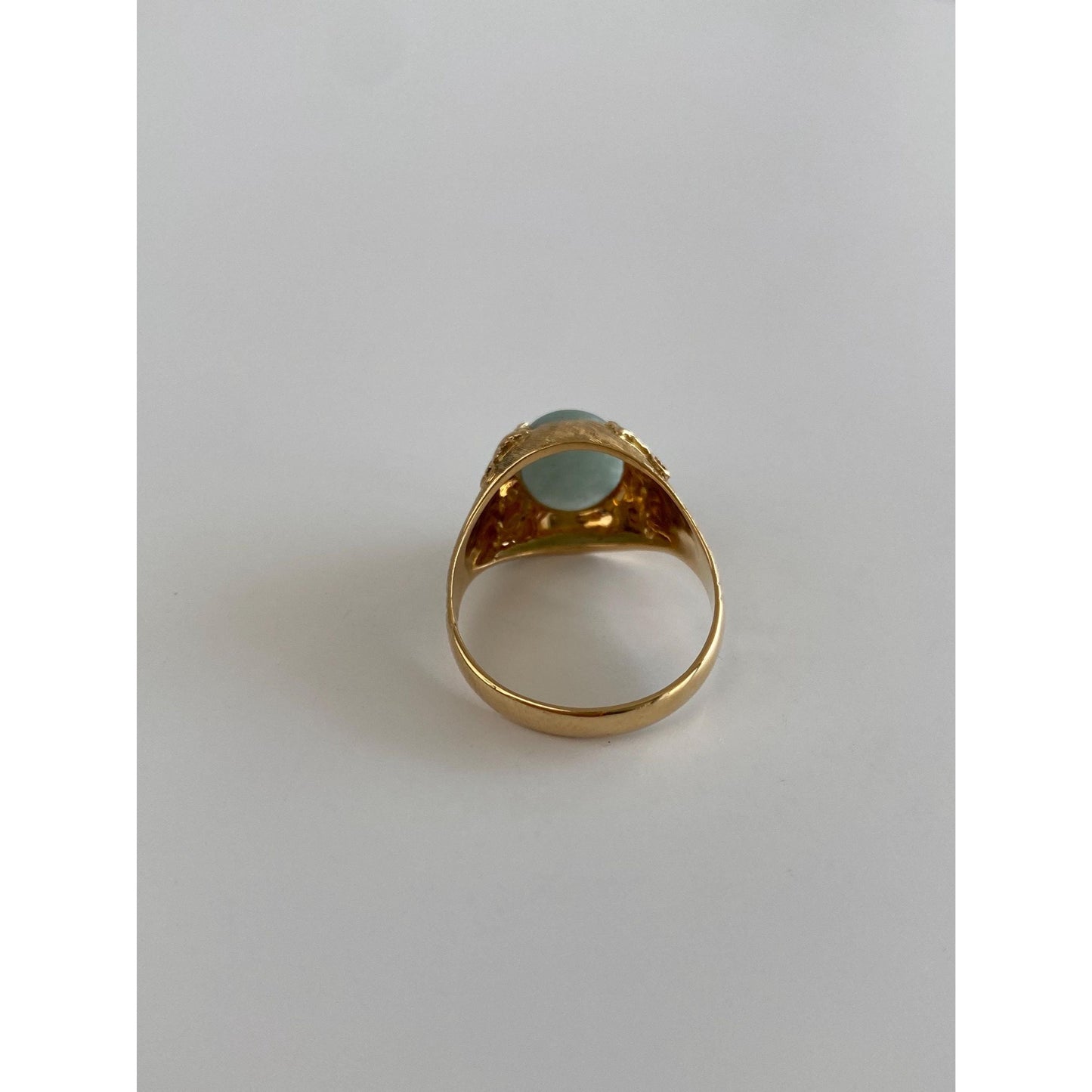 Vintage Solid 18k Yellow Gold Jade Ring - Size 6