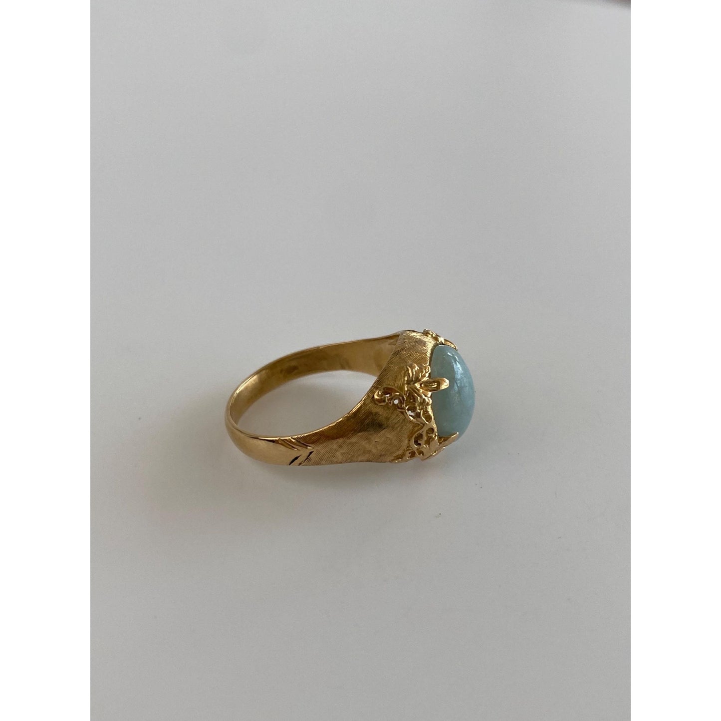 Vintage Solid 18k Yellow Gold Jade Ring - Size 6