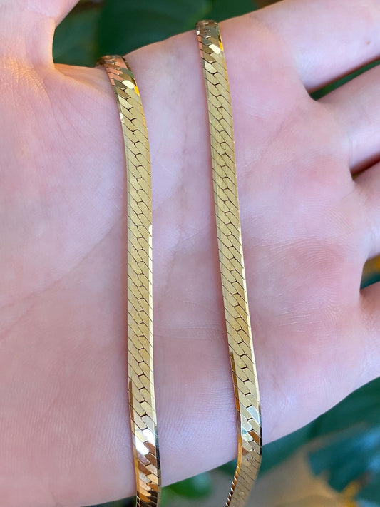 Vintage Solid 14k Yellow Gold Chunky Herringbone Chain Necklace - 18 inches