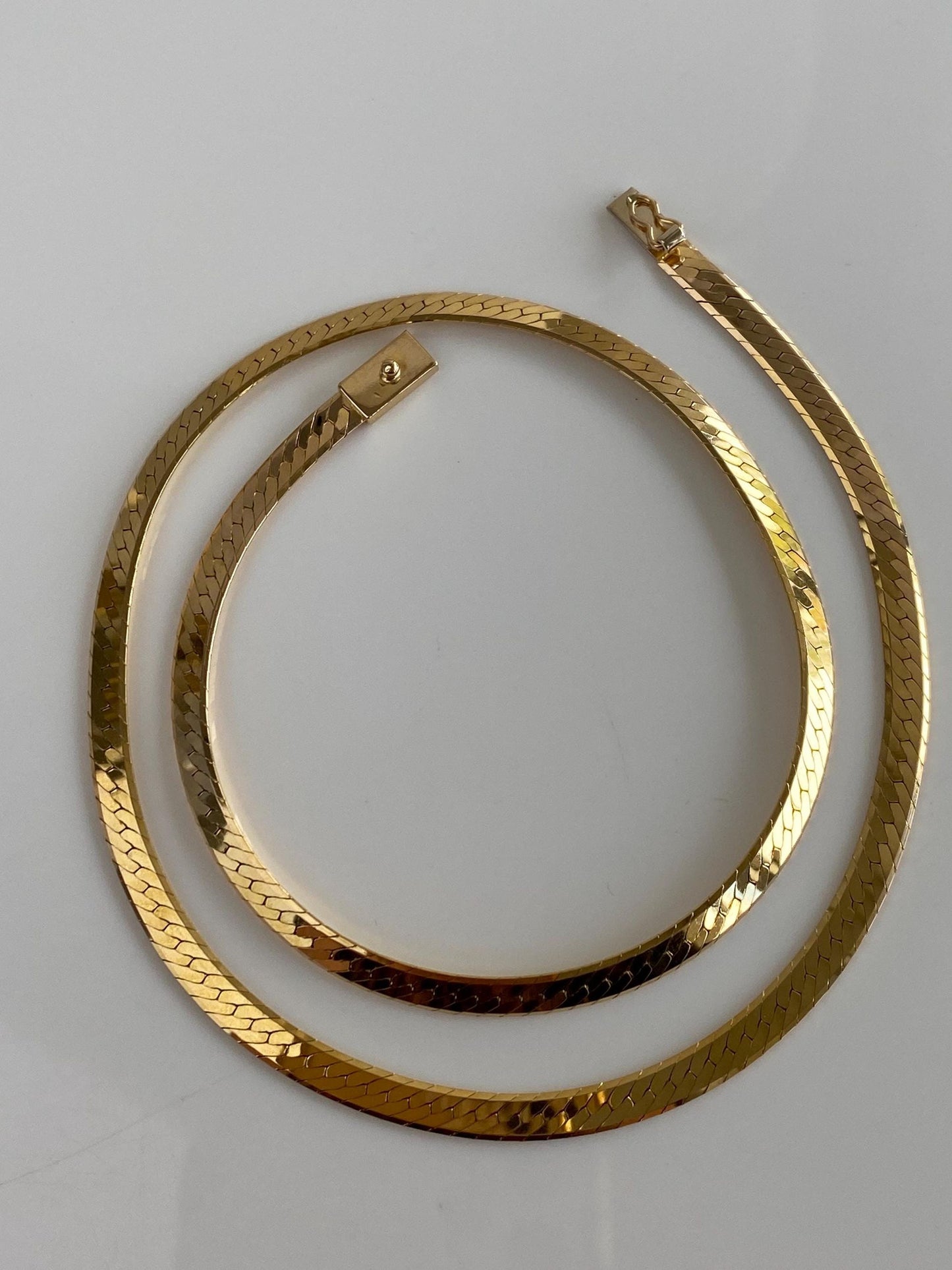 Vintage Solid 14k Yellow Gold Chunky Herringbone Chain Necklace - 18 inches