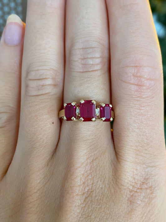 Vintage Solid 10k Yellow Gold Diamond Pink Sapphire Row Ring - Size 6.75