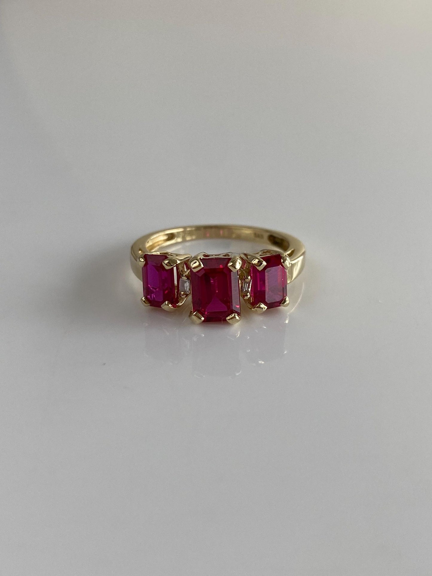 Vintage Solid 10k Yellow Gold Diamond Pink Sapphire Row Ring - Size 6.75