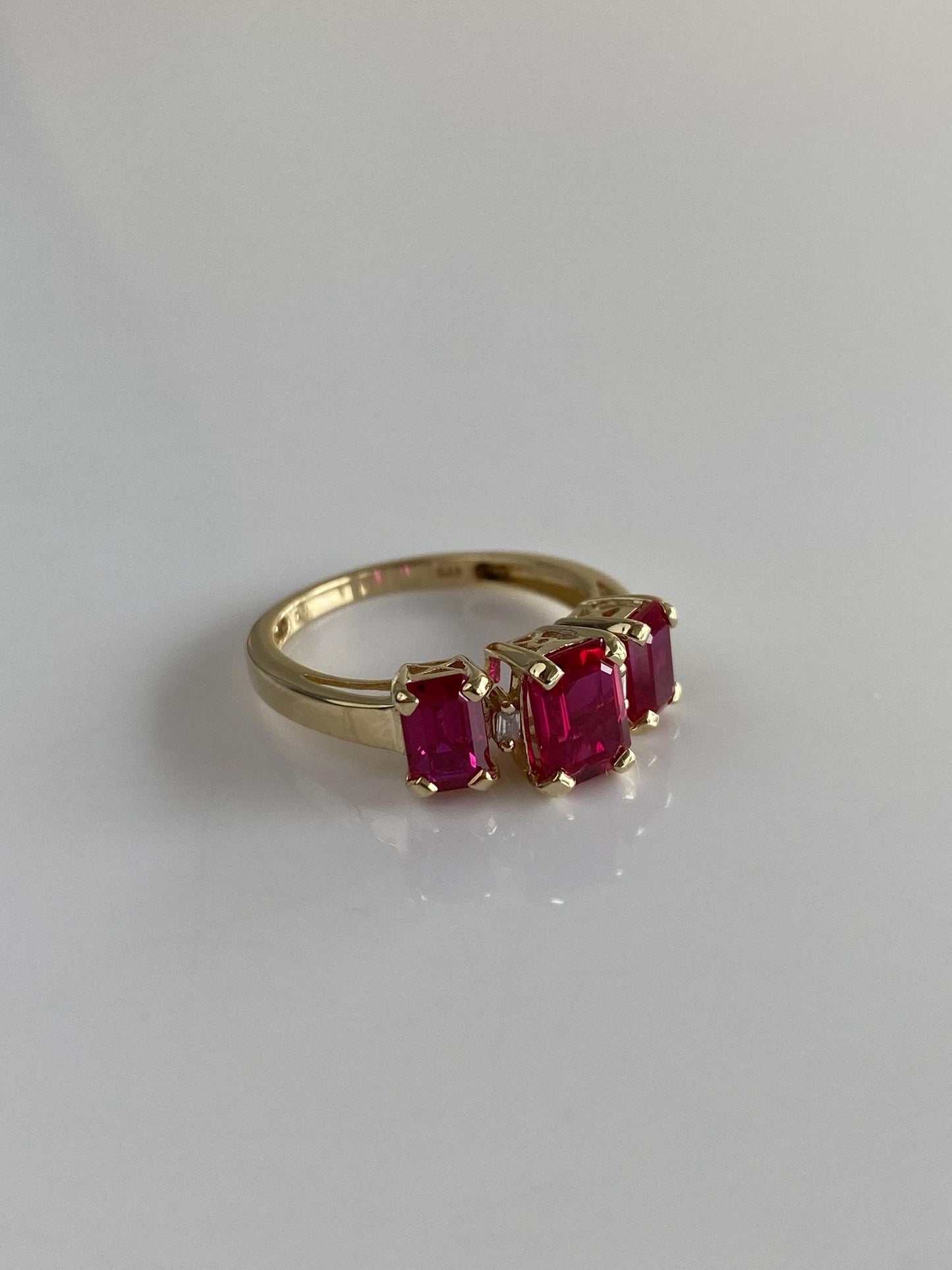 Vintage Solid 10k Yellow Gold Diamond Pink Sapphire Row Ring - Size 6.75