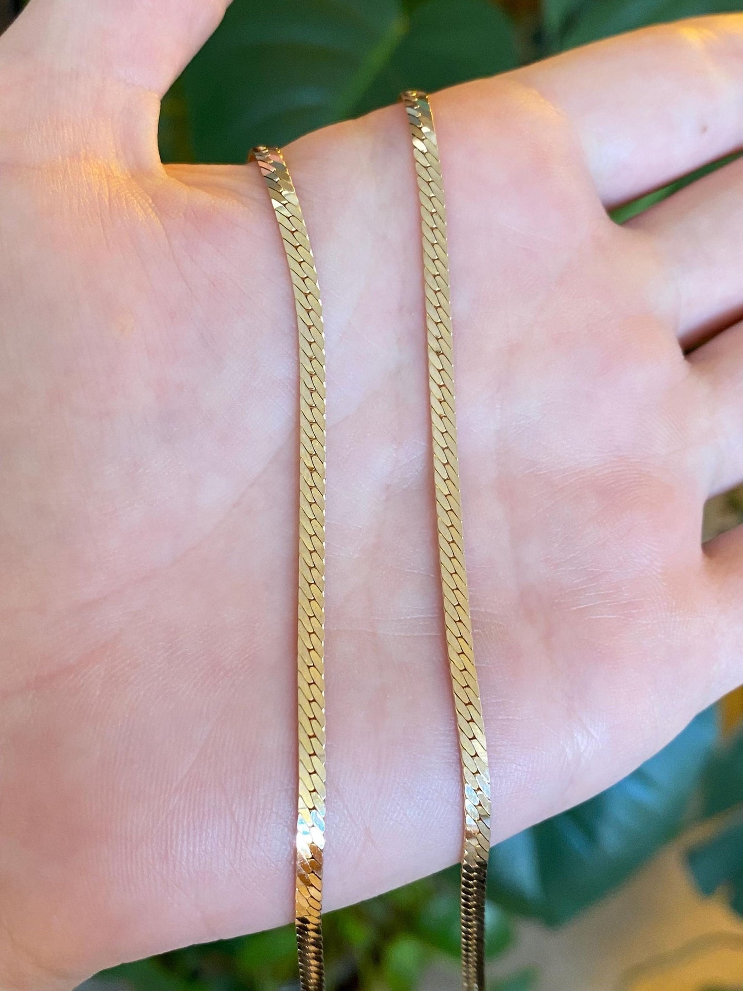 Vintage Solid 14k Yellow Gold Herringbone Chain Necklace - 20 inches