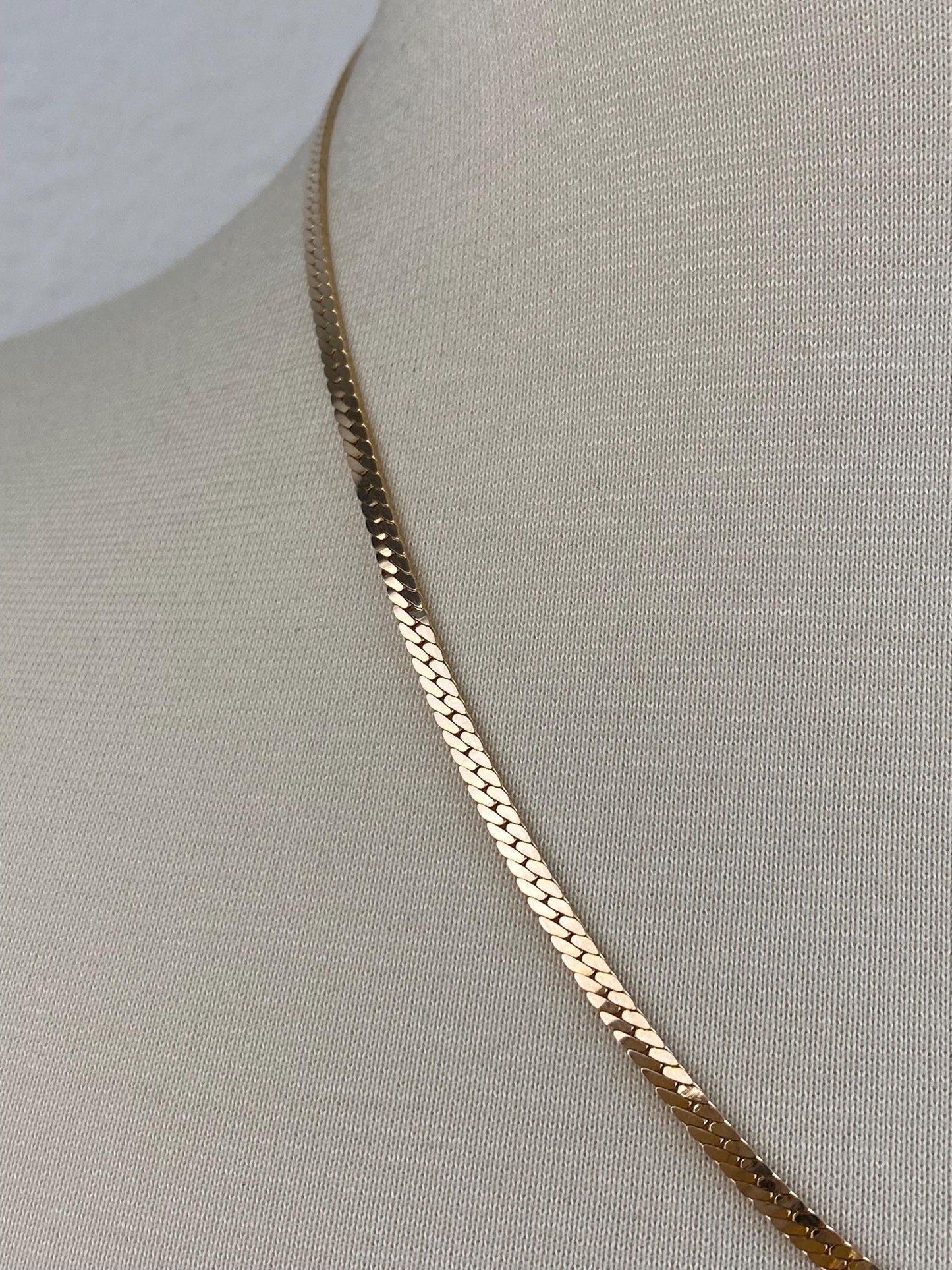 Vintage Solid 14k Yellow Gold Herringbone Chain Necklace - 20 inches