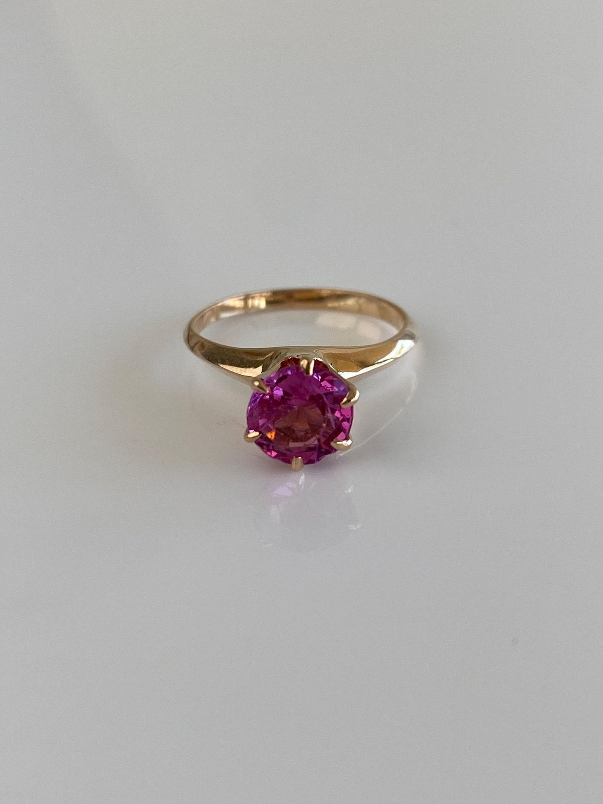 Vintage Solid 10k Rosey Gold Pink Cubic Zirconia Ring - Size 5.25