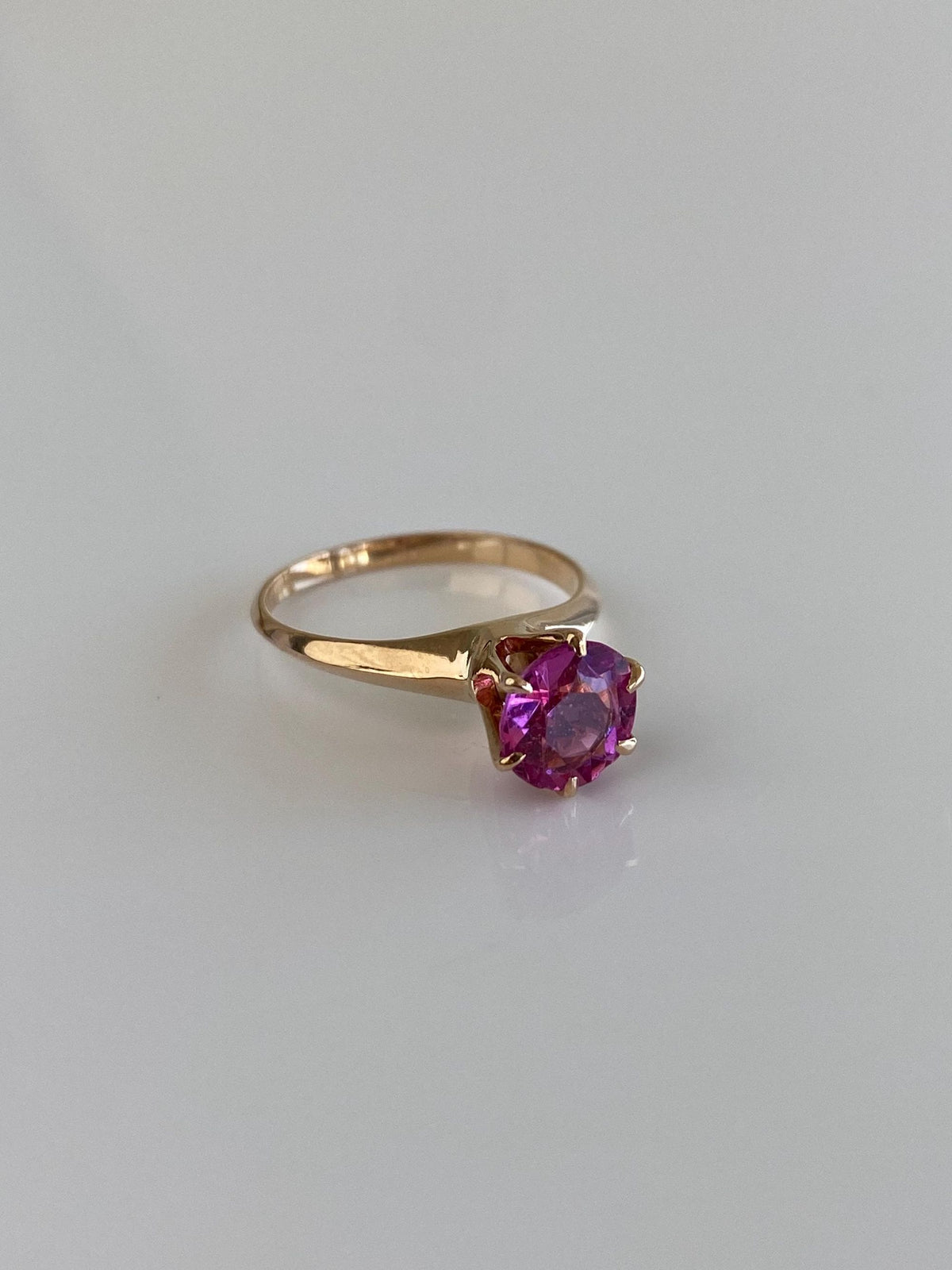 Vintage Solid 10k Rosey Gold Pink Cubic Zirconia Ring - Size 5.25