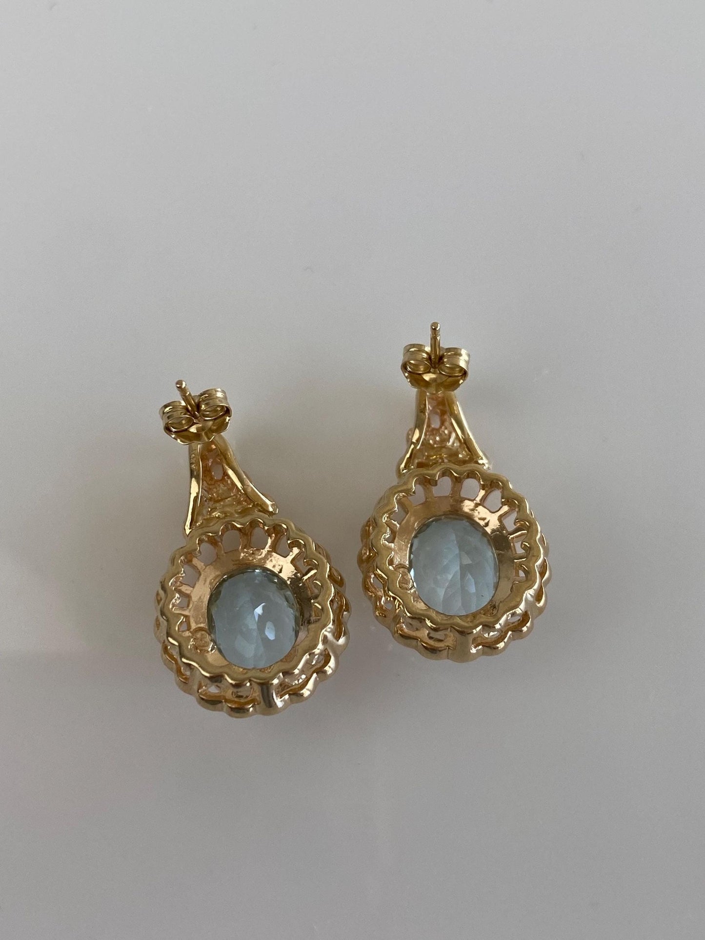 Vintage Solid 14k Yellow Gold Aquamarine Drop Earrings