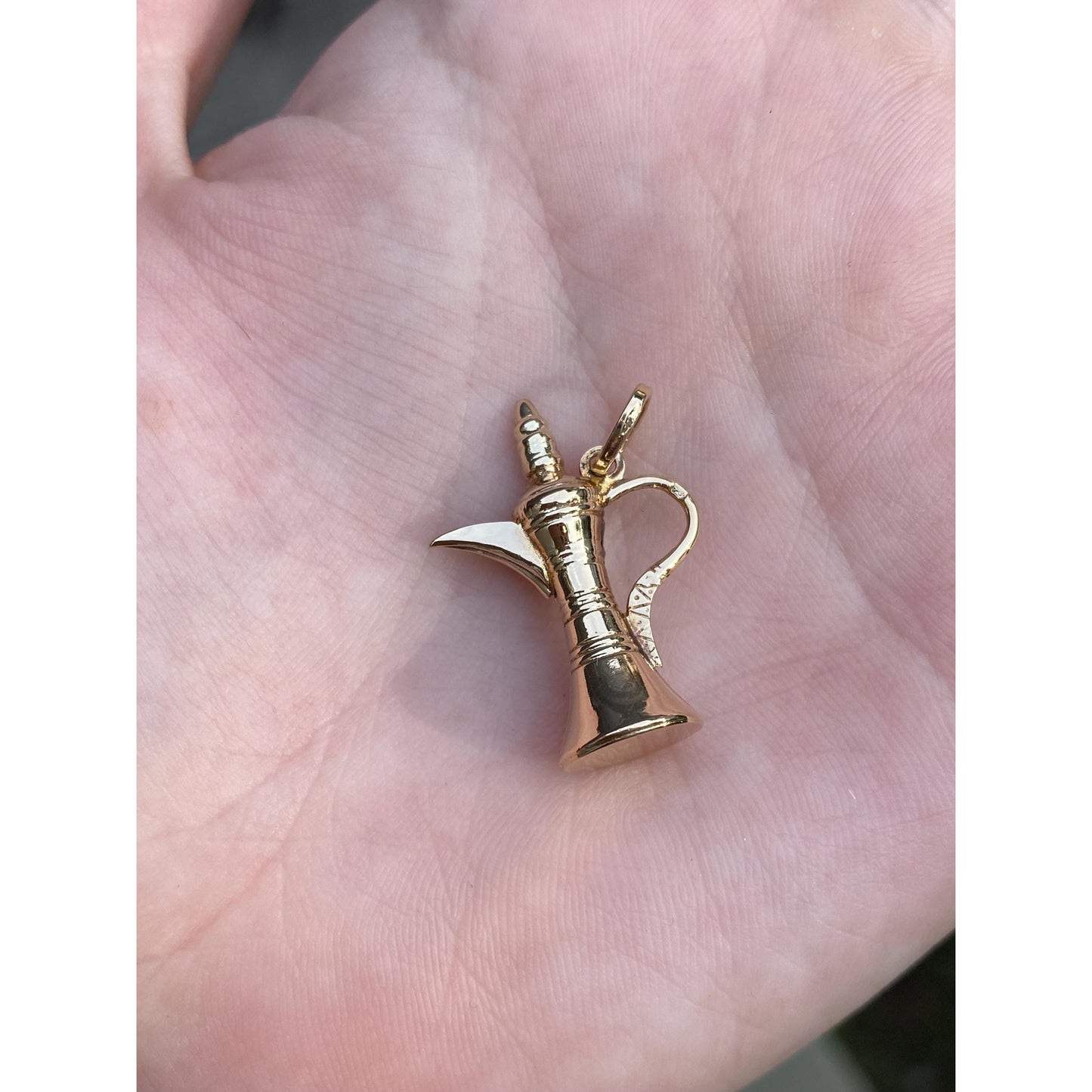 Vintage 18k Yellow Gold Kettle Charm