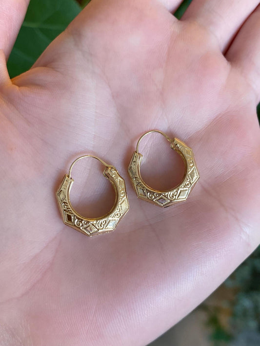 Vintage 14k Yellow Gold Small Pattern Hexagonal Hoop Earrings