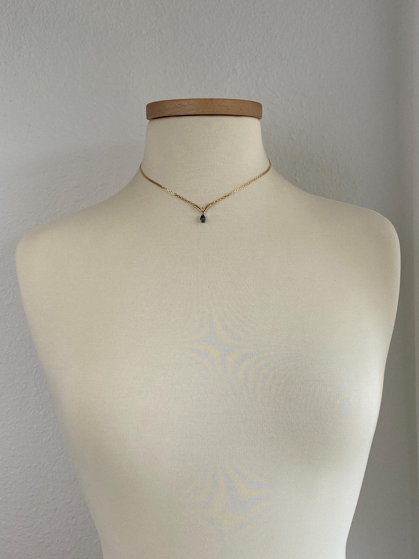 Vintage Solid 14k Yellow Gold Diamond Topaz Bismark Chain Necklace - 16 inches