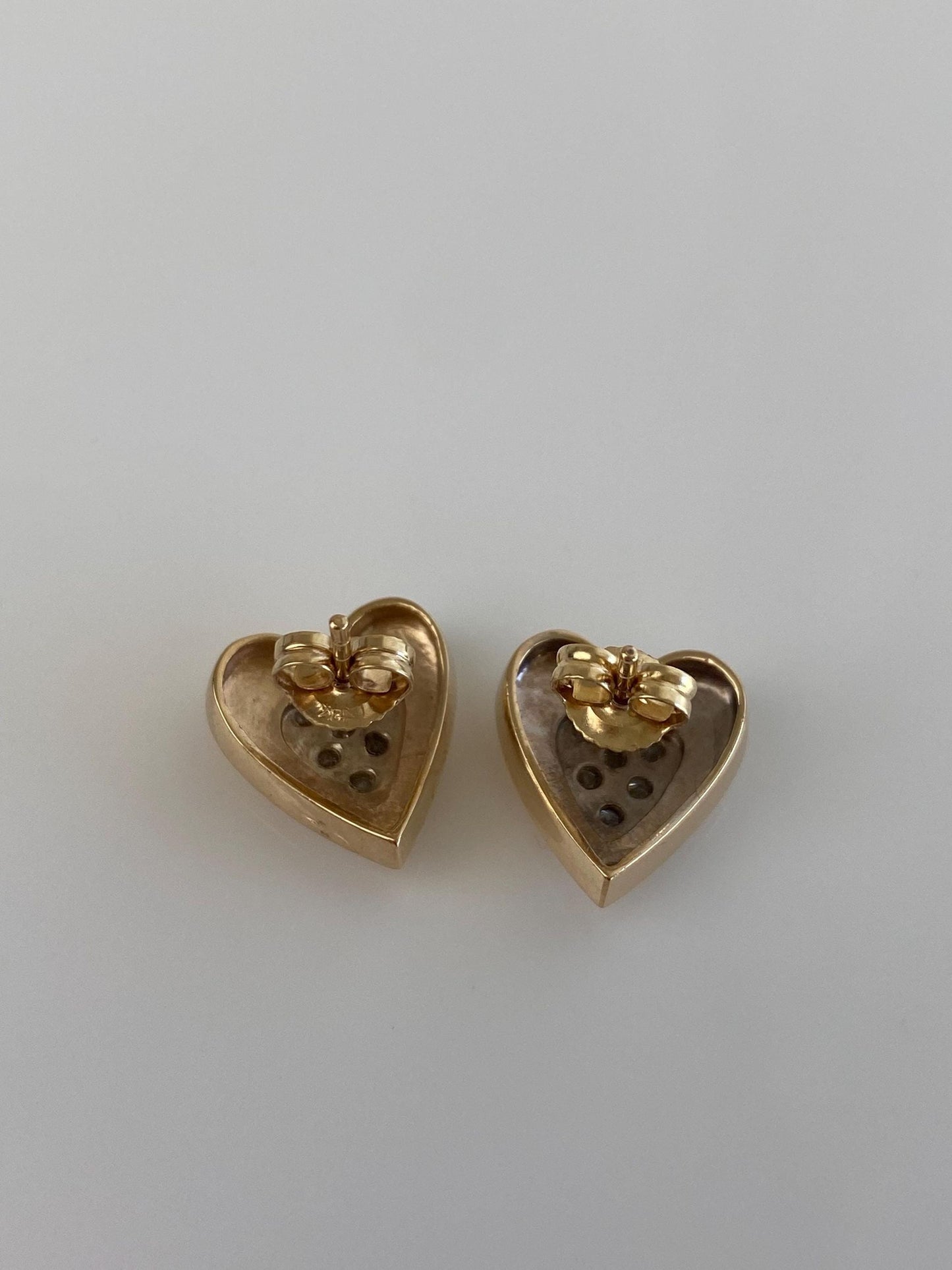 Vintage Solid 14k Yellow Gold Diamond Heart Stud Earrings