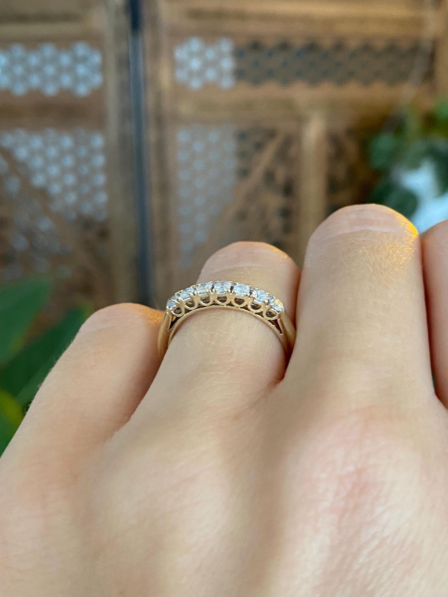 Vintage Solid 10k Yellow Gold Diamond Ring Band - Size 5.75