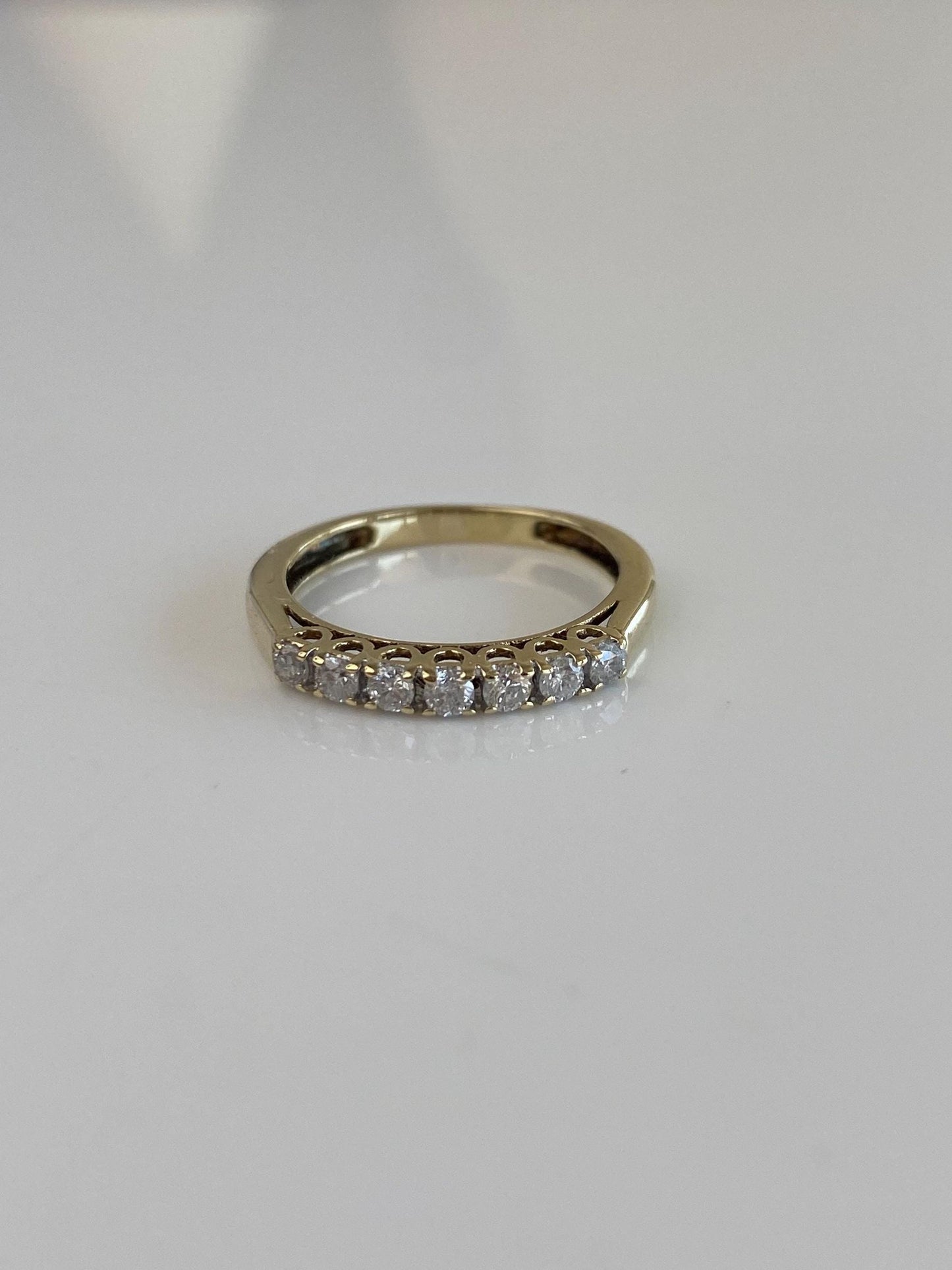 Vintage Solid 10k Yellow Gold Diamond Ring Band - Size 5.75
