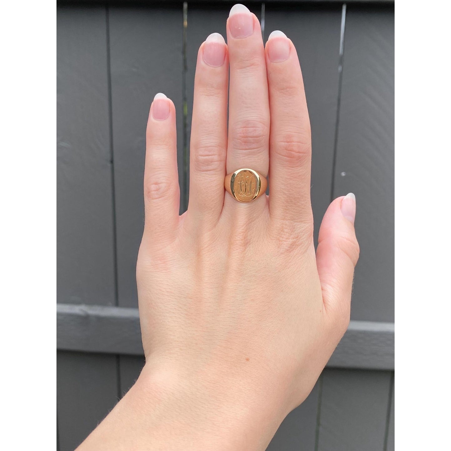 Vintage Solid 14k Yellow Gold Engraved Signet Ring - Size 6